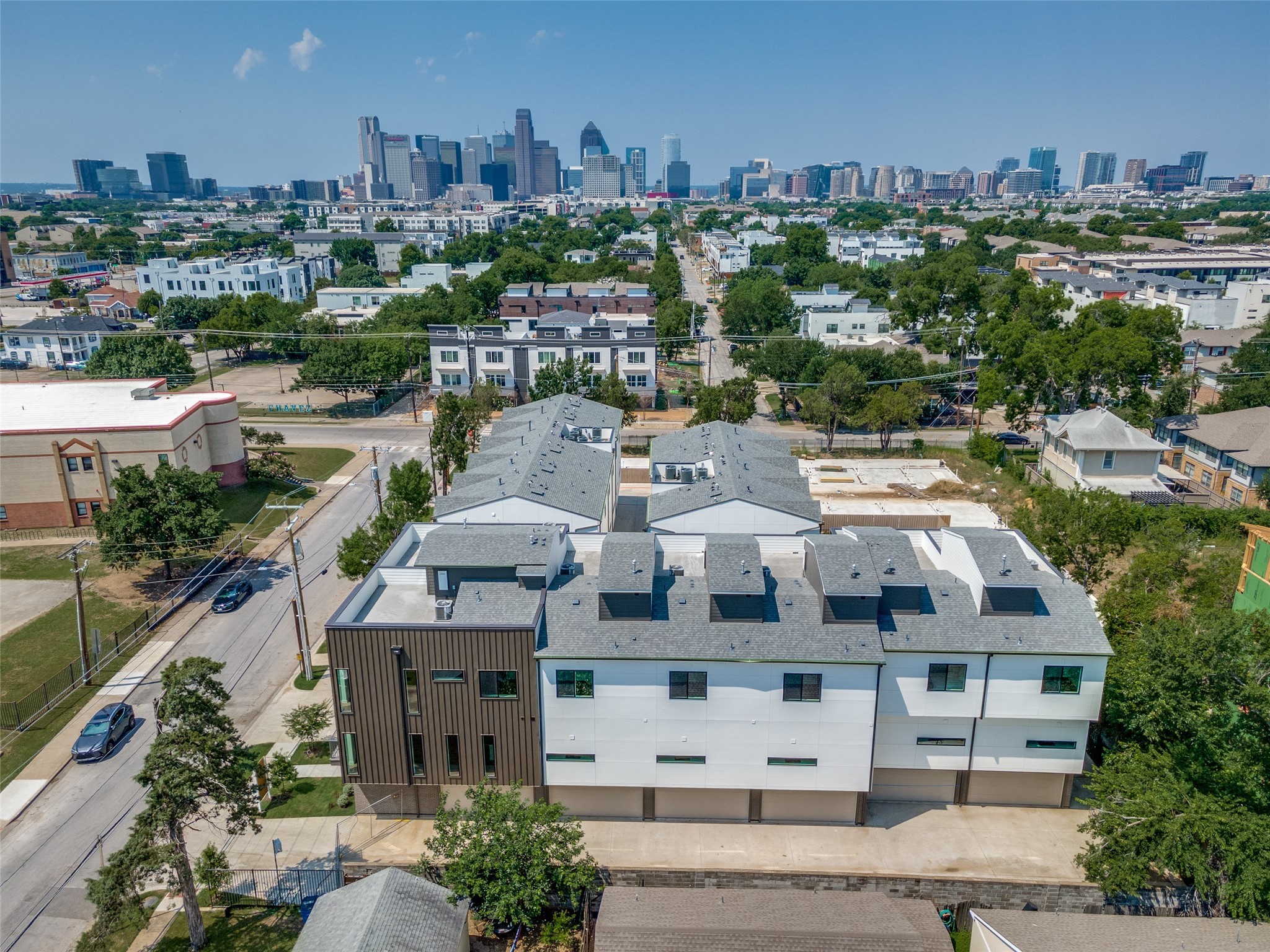 4517 Munger Avenue 106