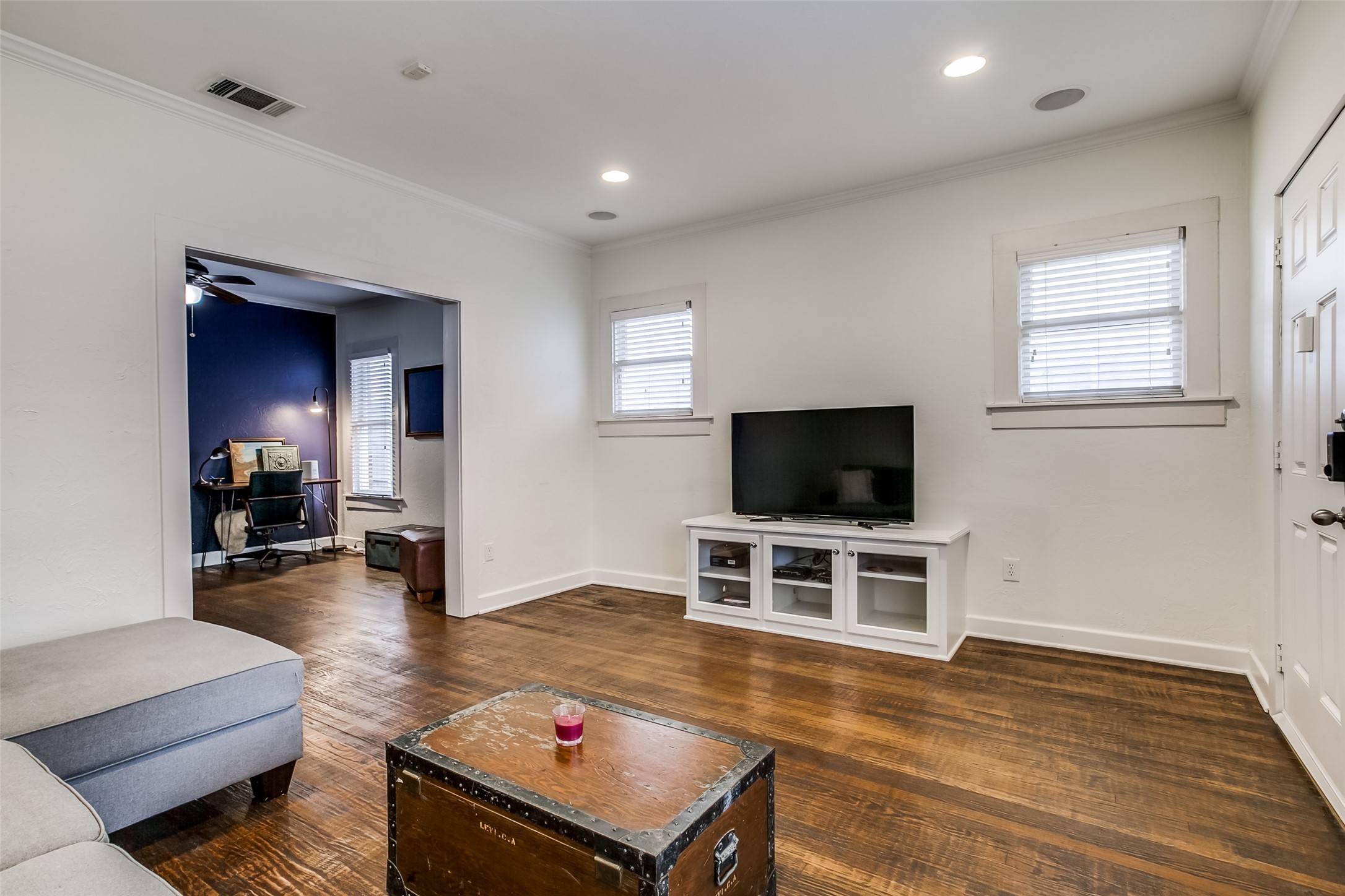 5013 Vickery Boulevard