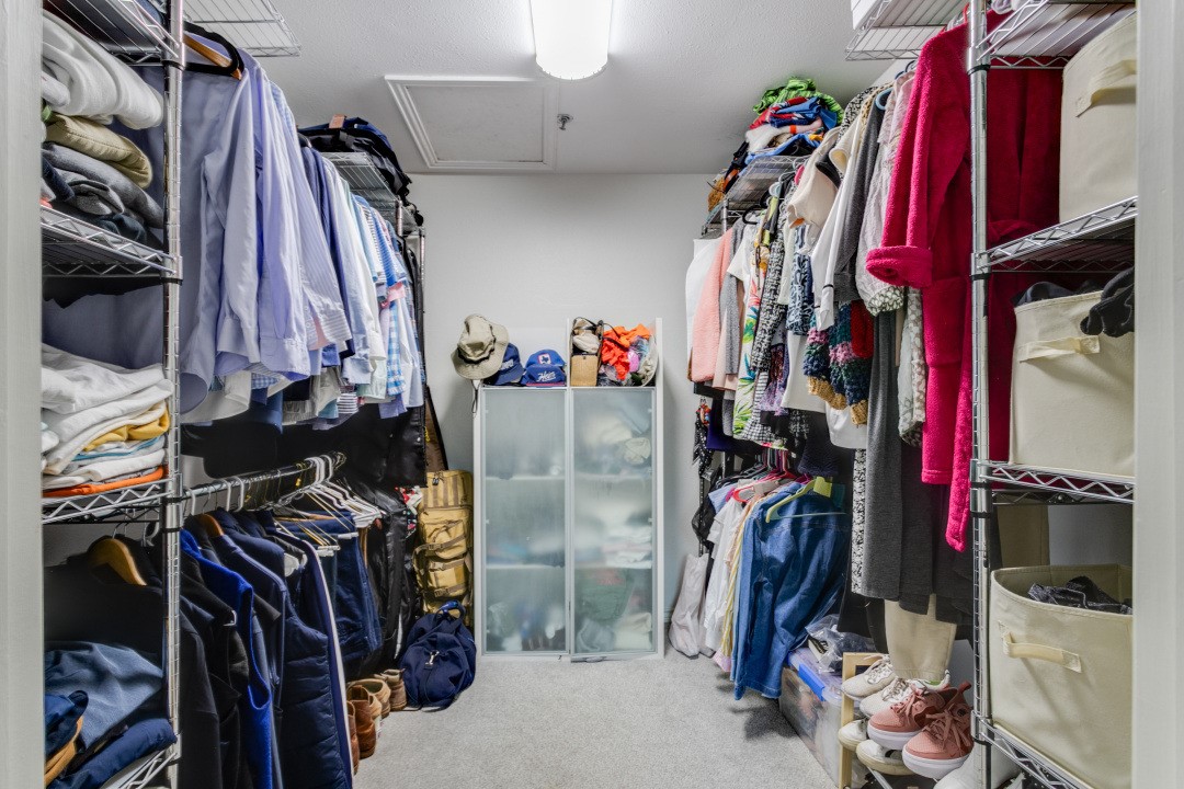 3100 Cole Avenue 203