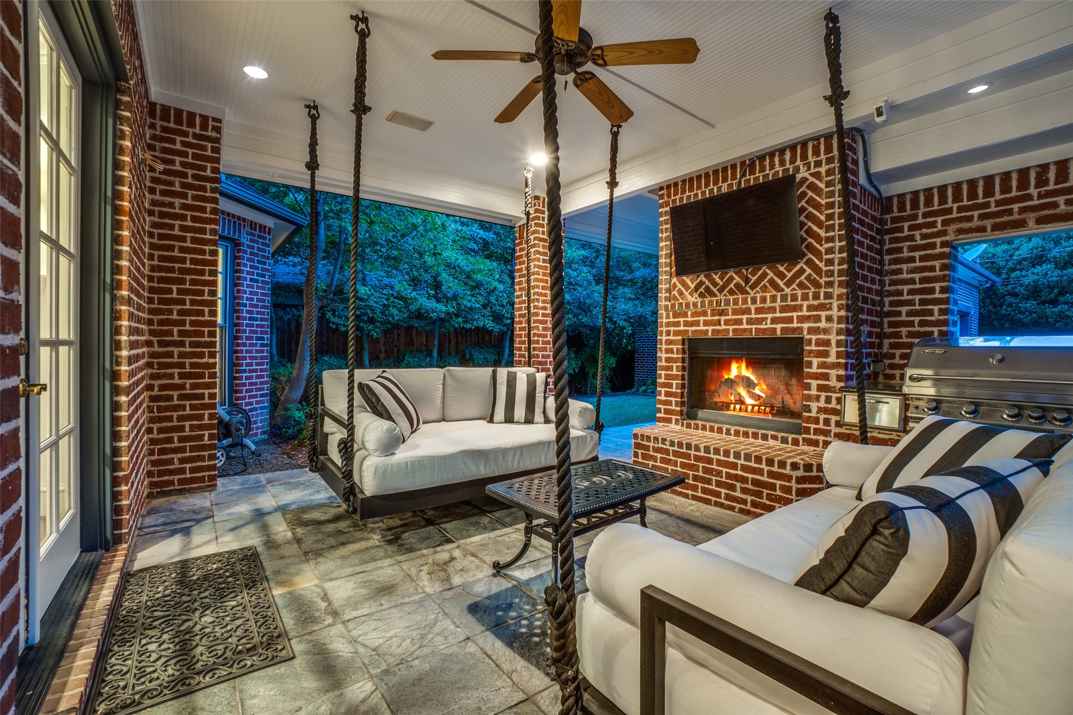 4529 Pomona Road