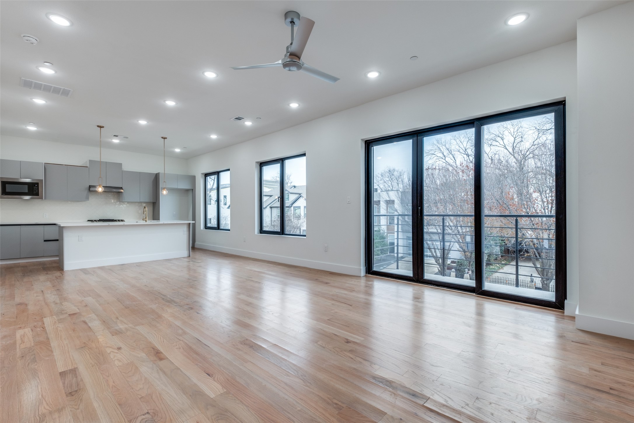 2613 Calvin Street 8