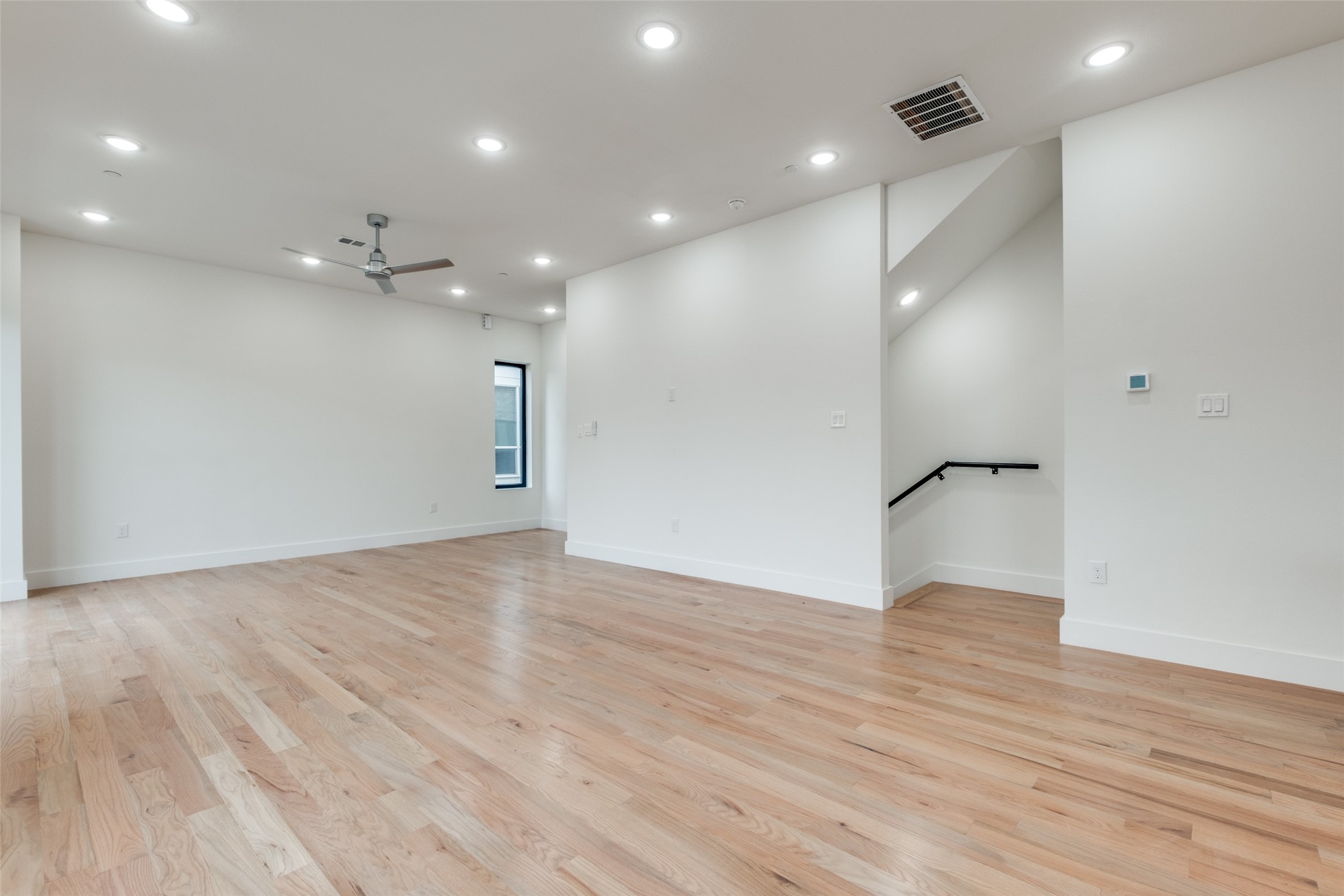 2607 Calvin Street 6