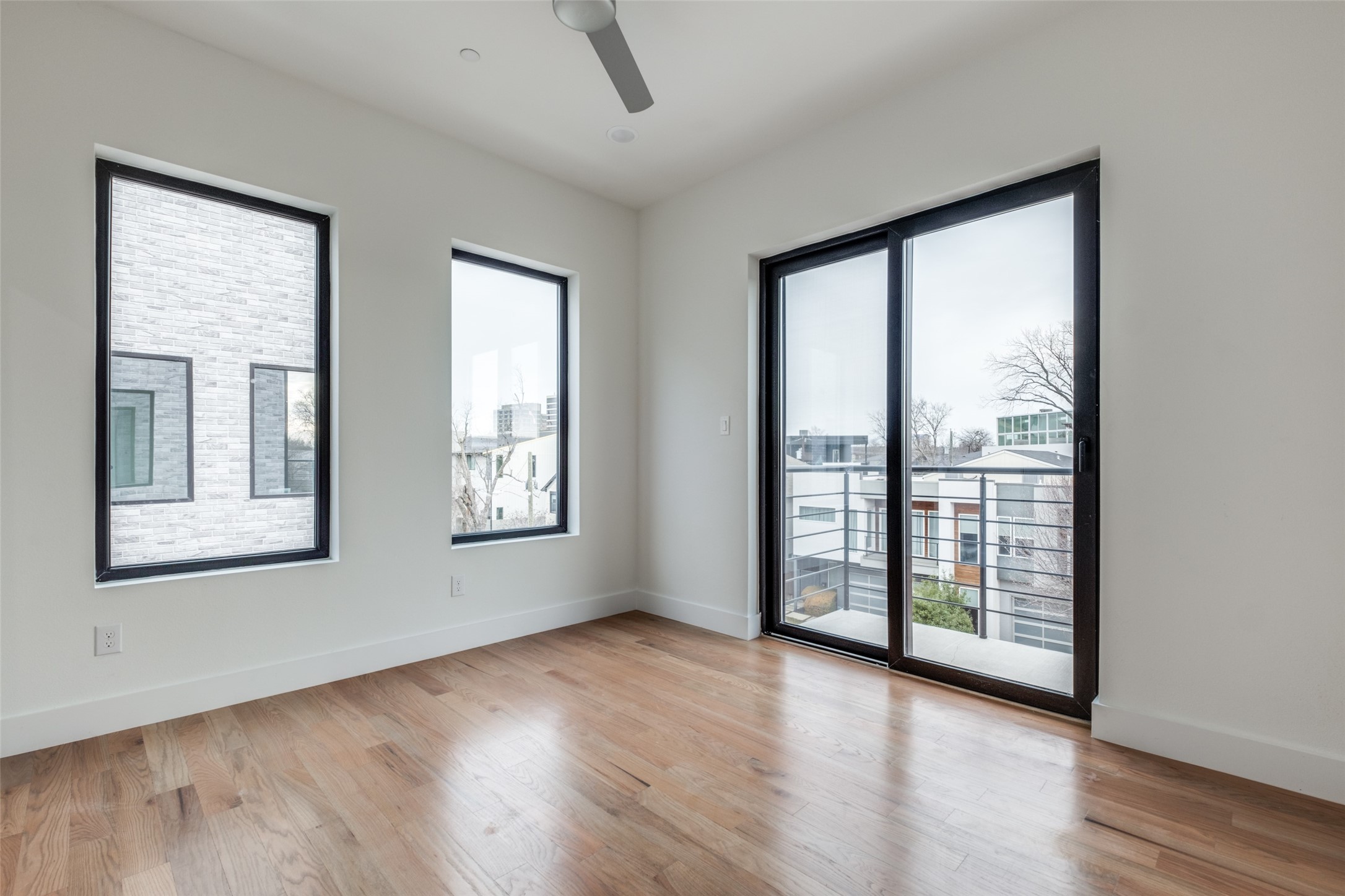 2607 Calvin Street 6