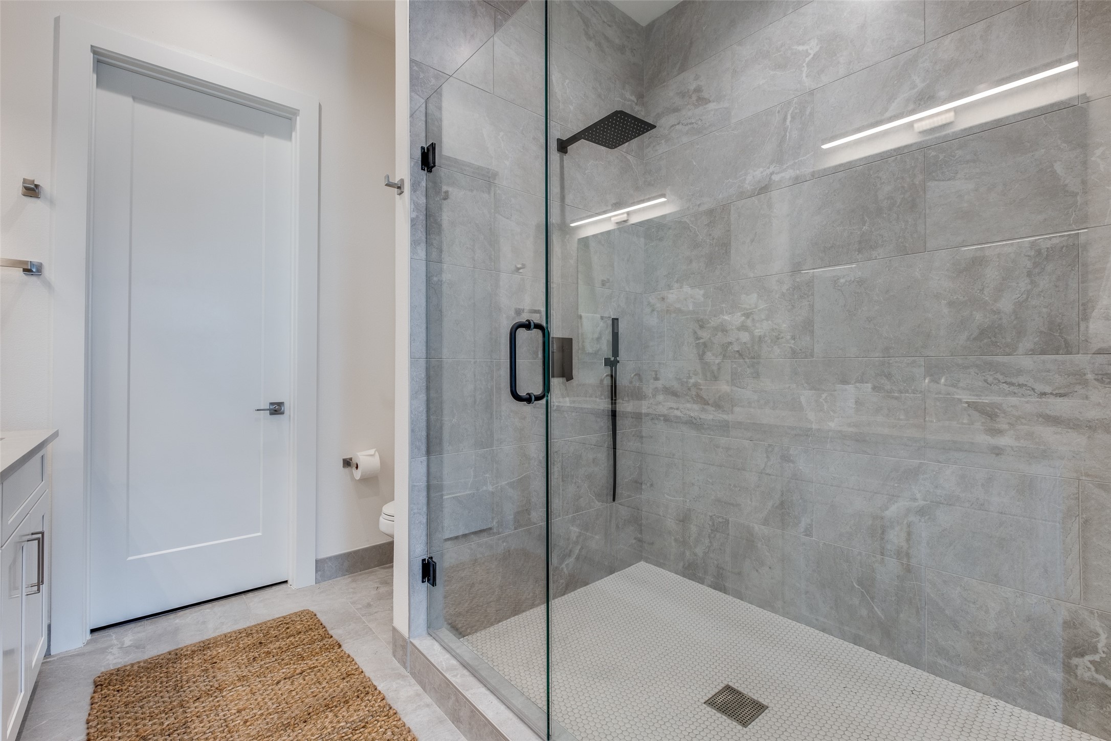 4517 Munger Avenue 107