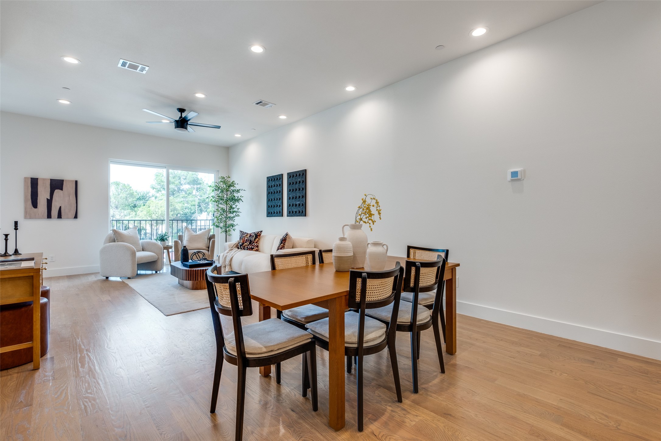 4517 Munger Avenue 107