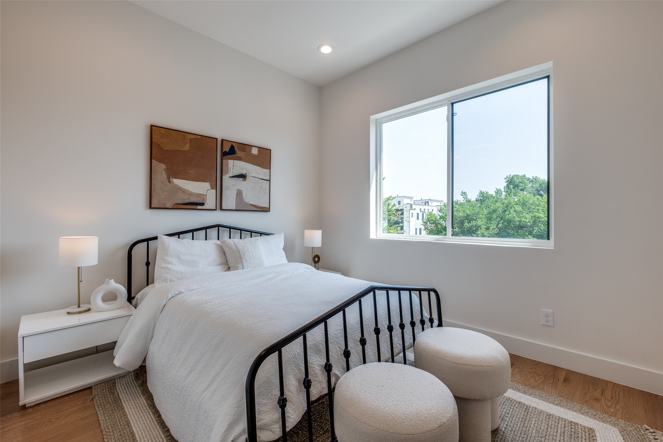 4517 Munger Avenue 107