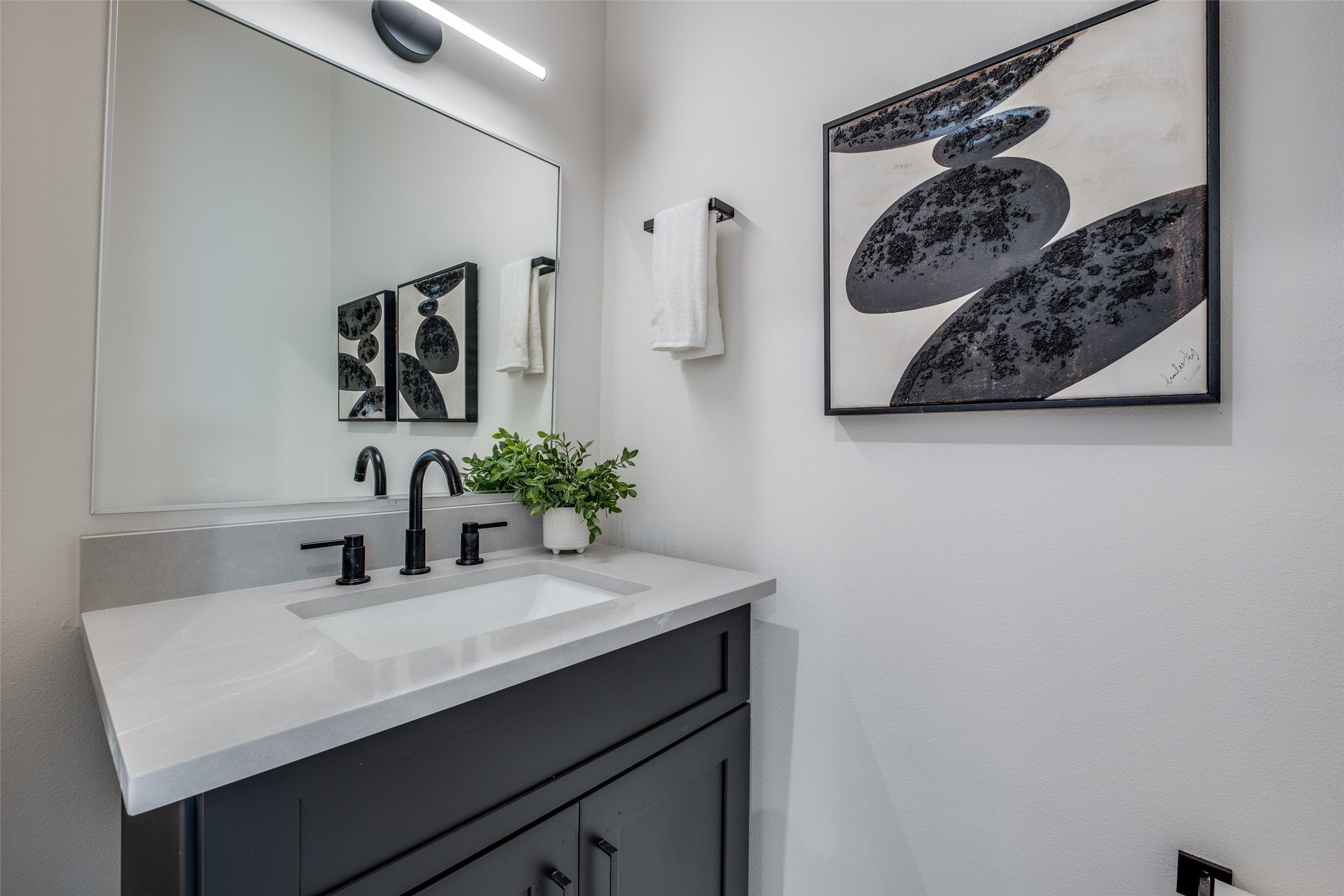 4517 Munger Avenue 107