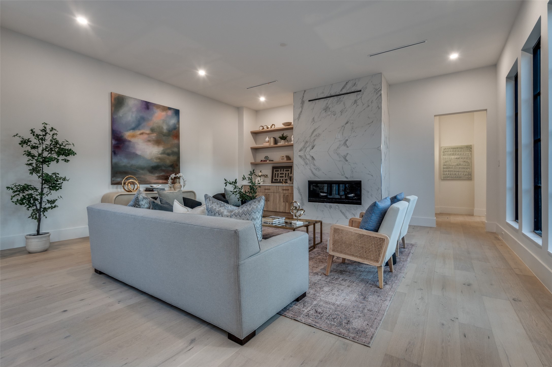 4910 W Hanover Avenue