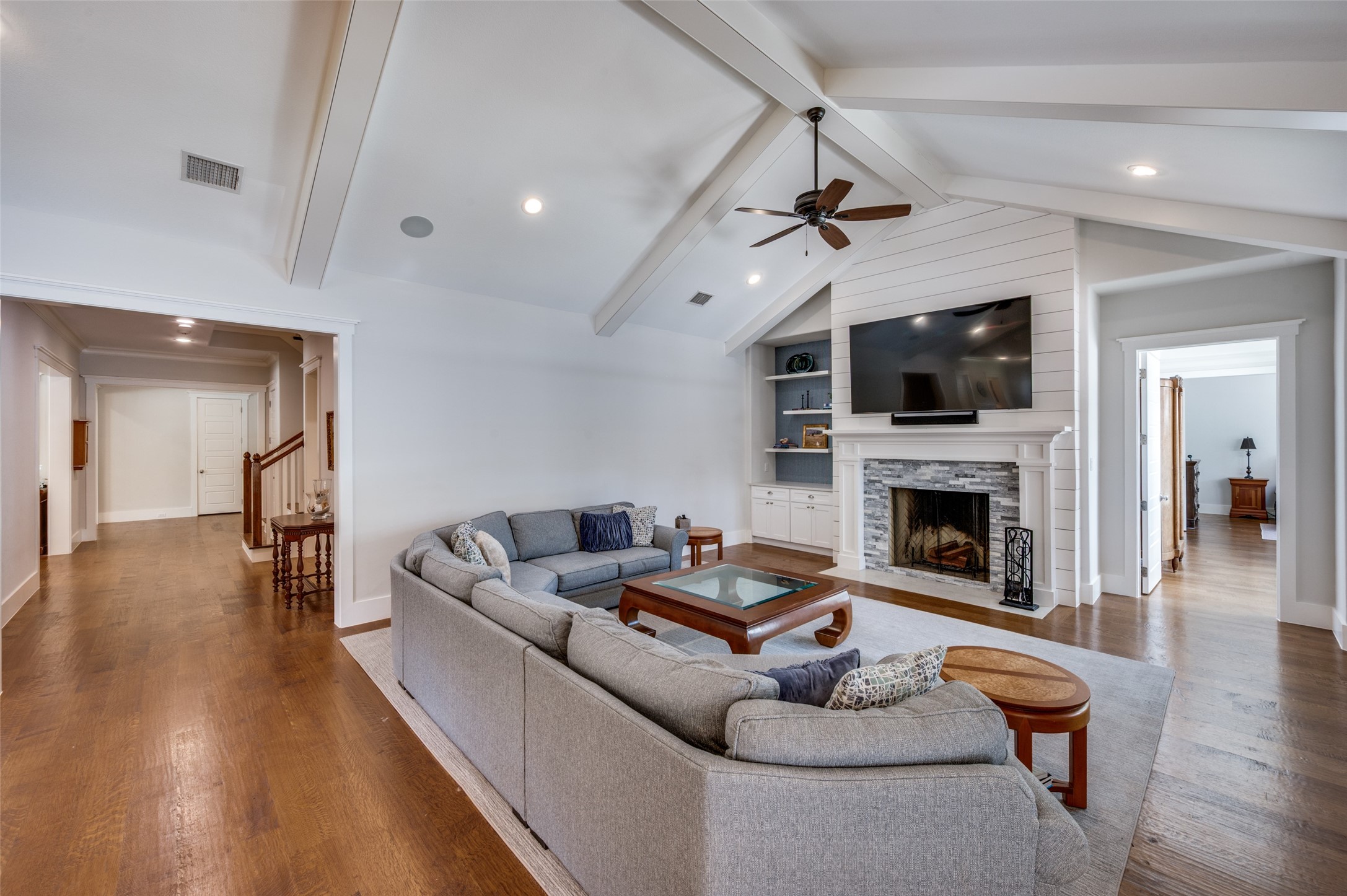 11240 Rosser Road