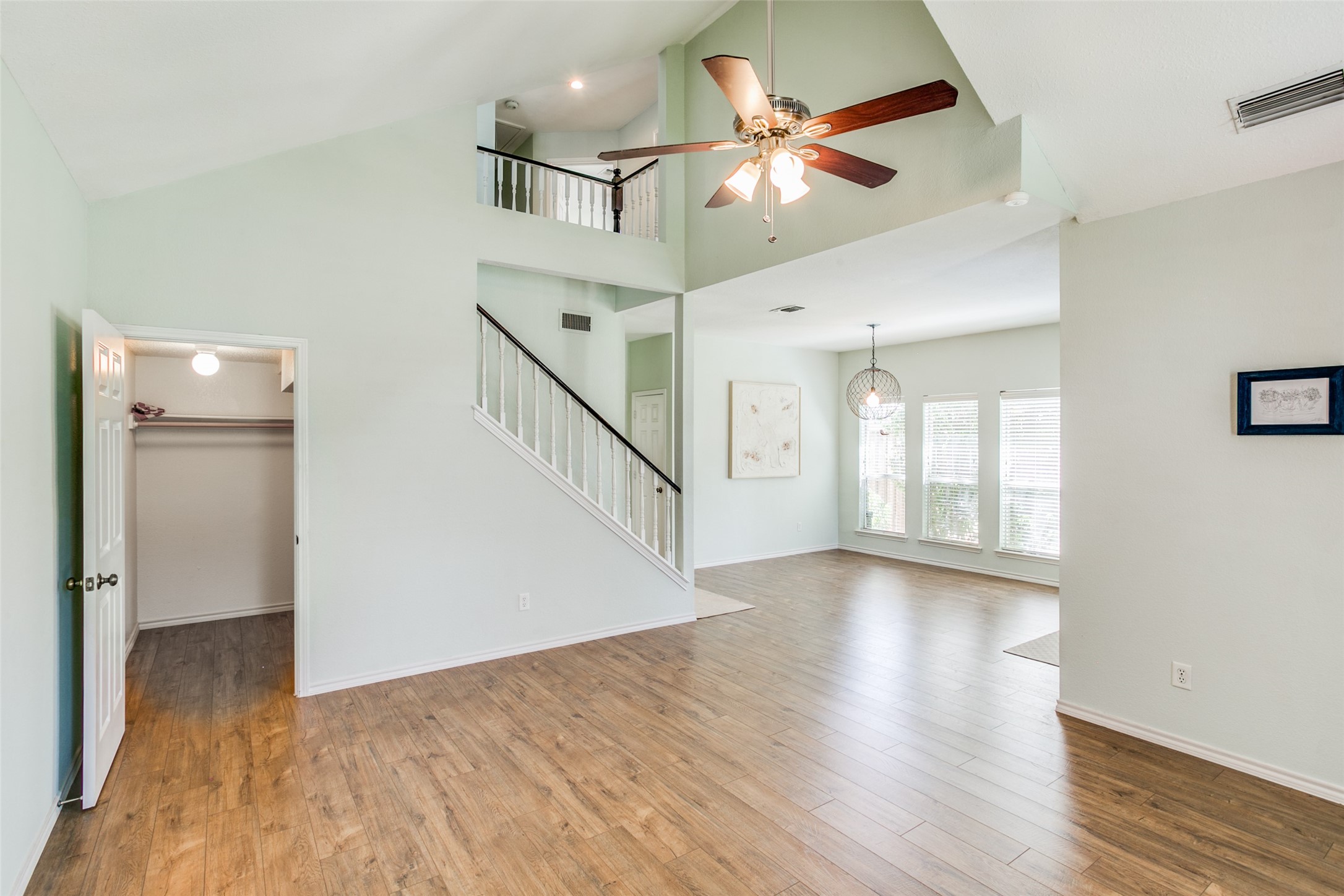 508 Lake Forest Drive