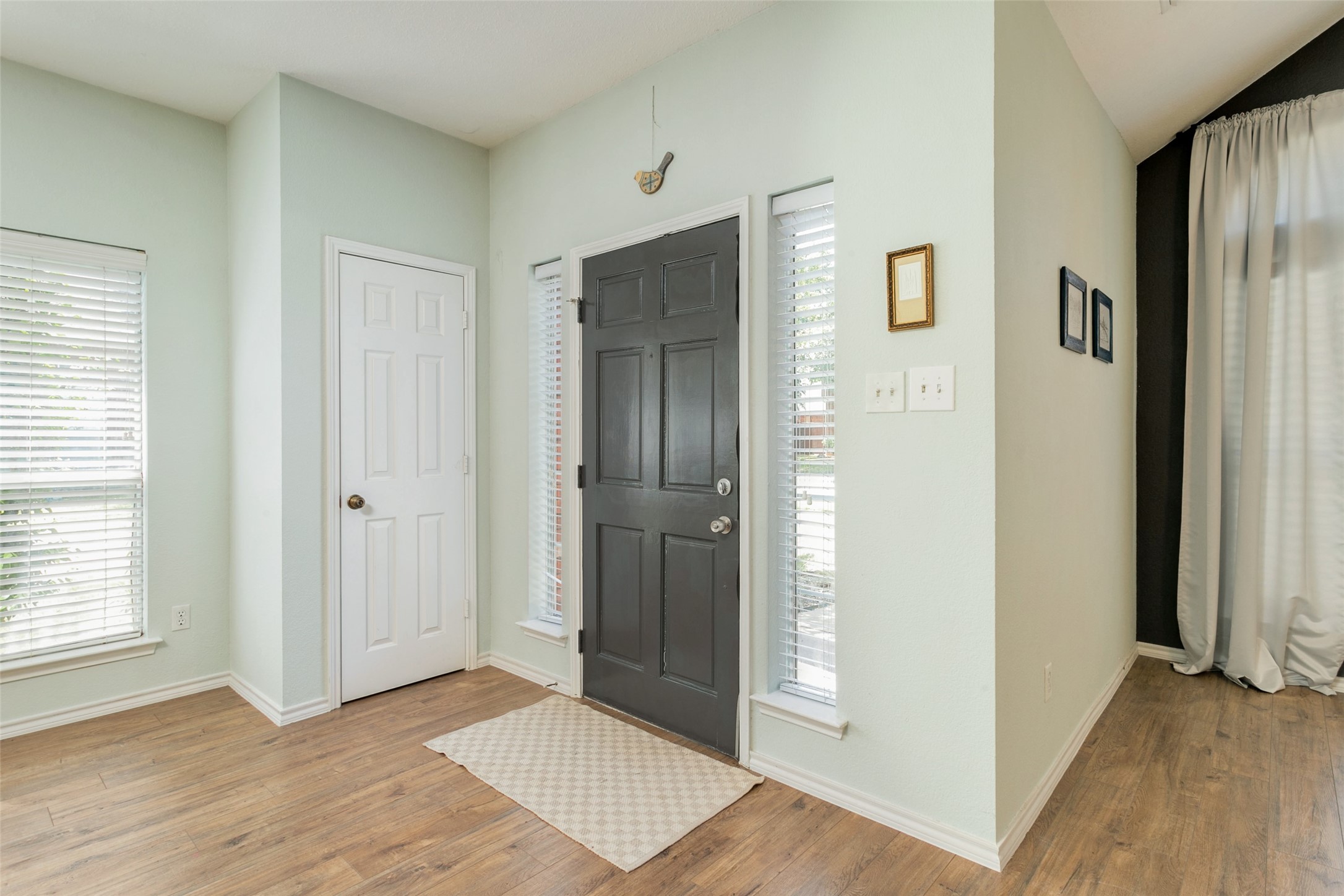 508 Lake Forest Drive