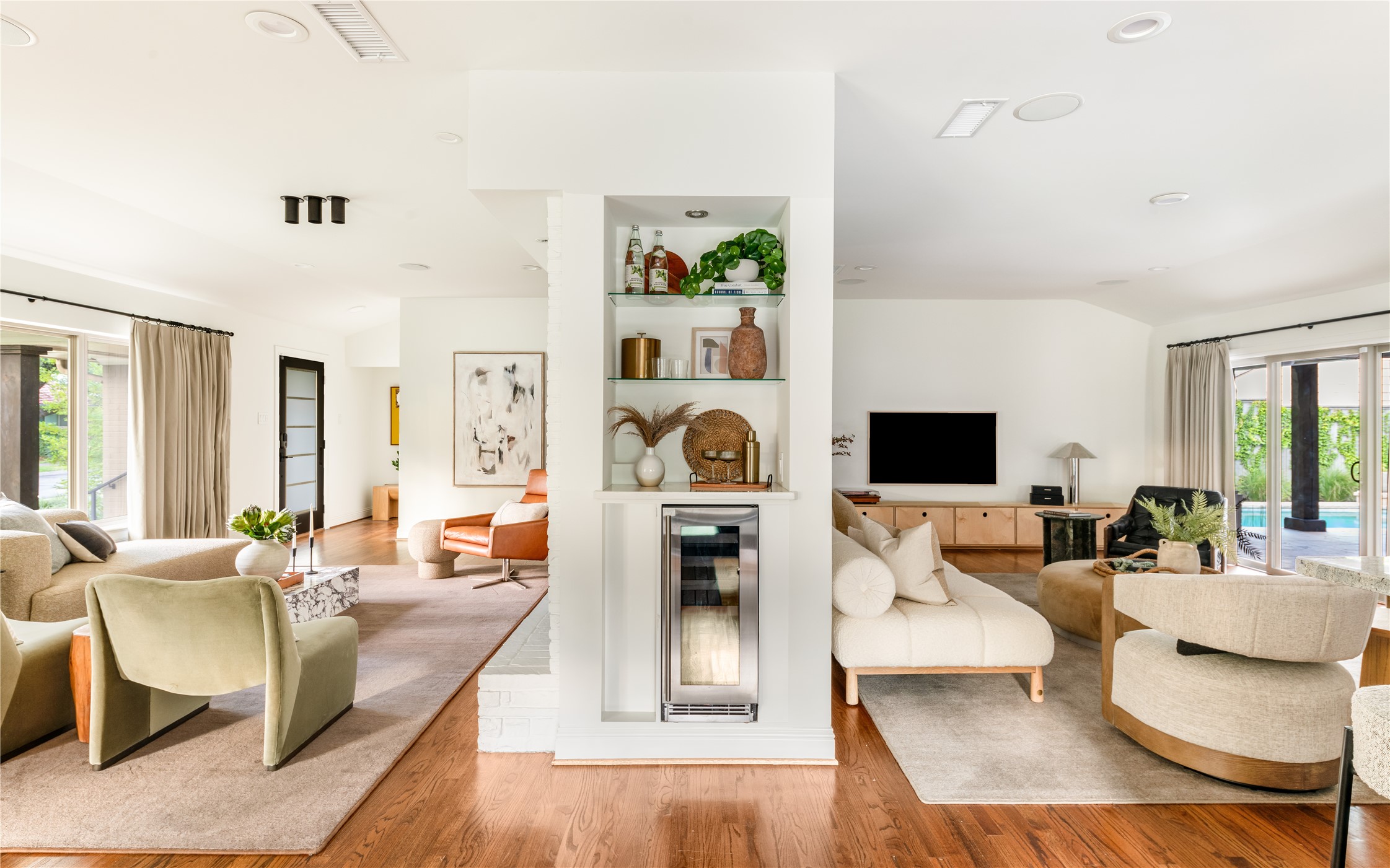 5302 Edmondson Avenue