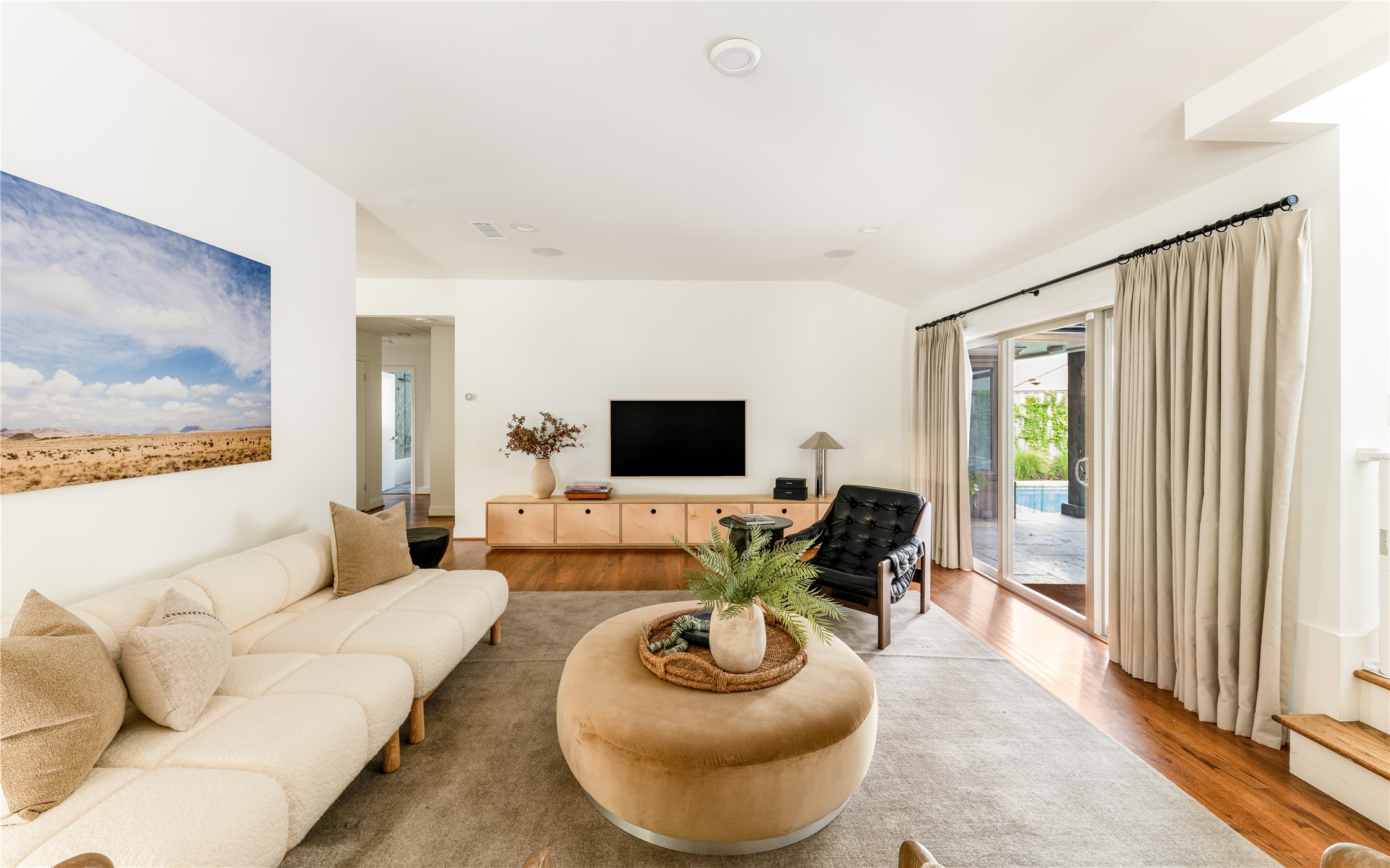 5302 Edmondson Avenue