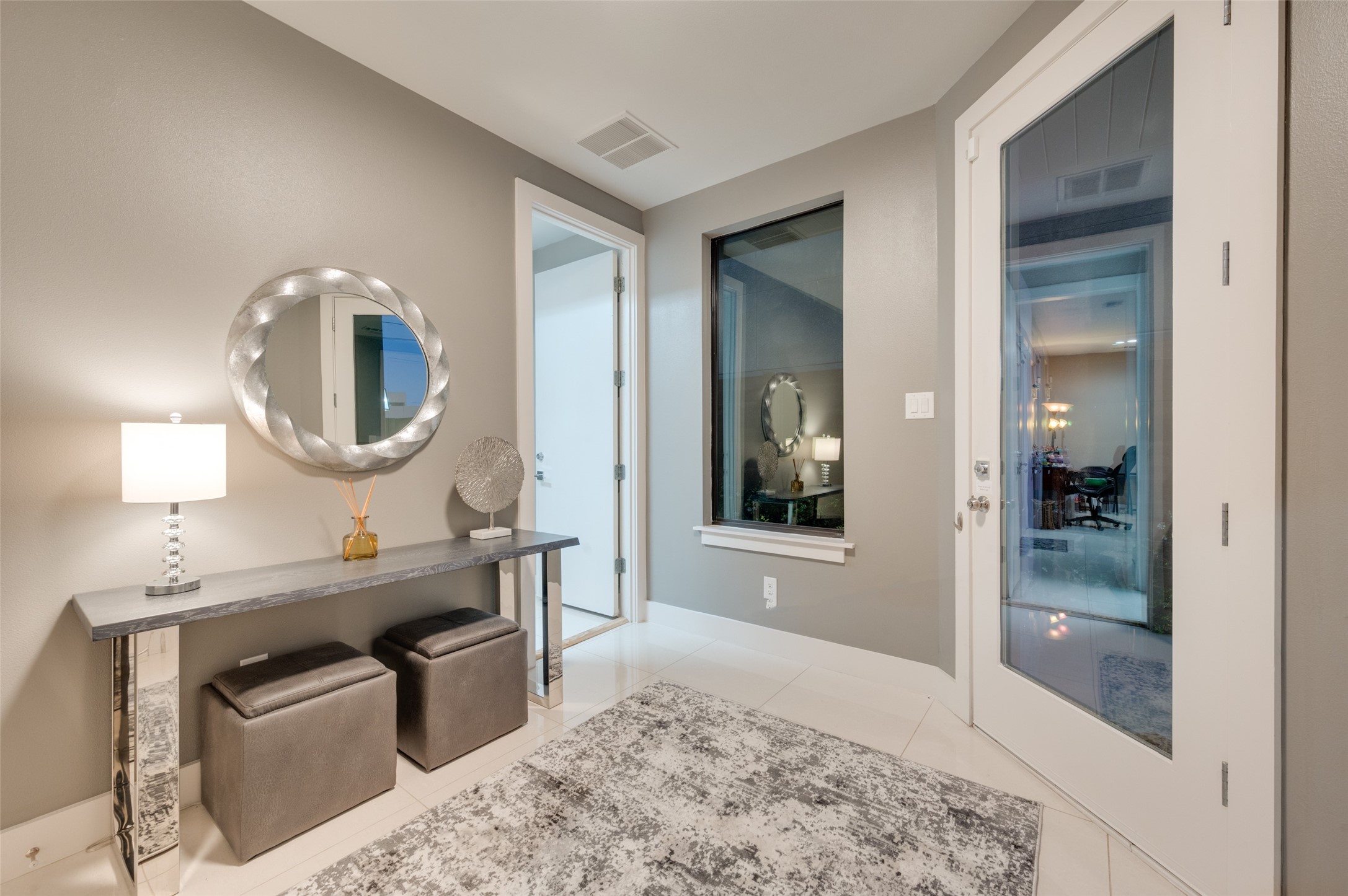 3815 Throckmorton Street