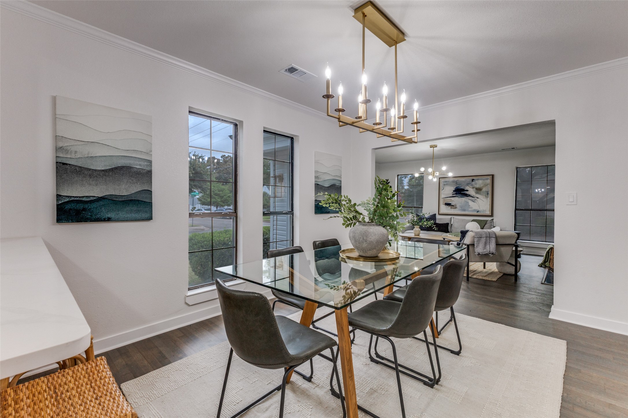 5848 Kenwoods Avenue