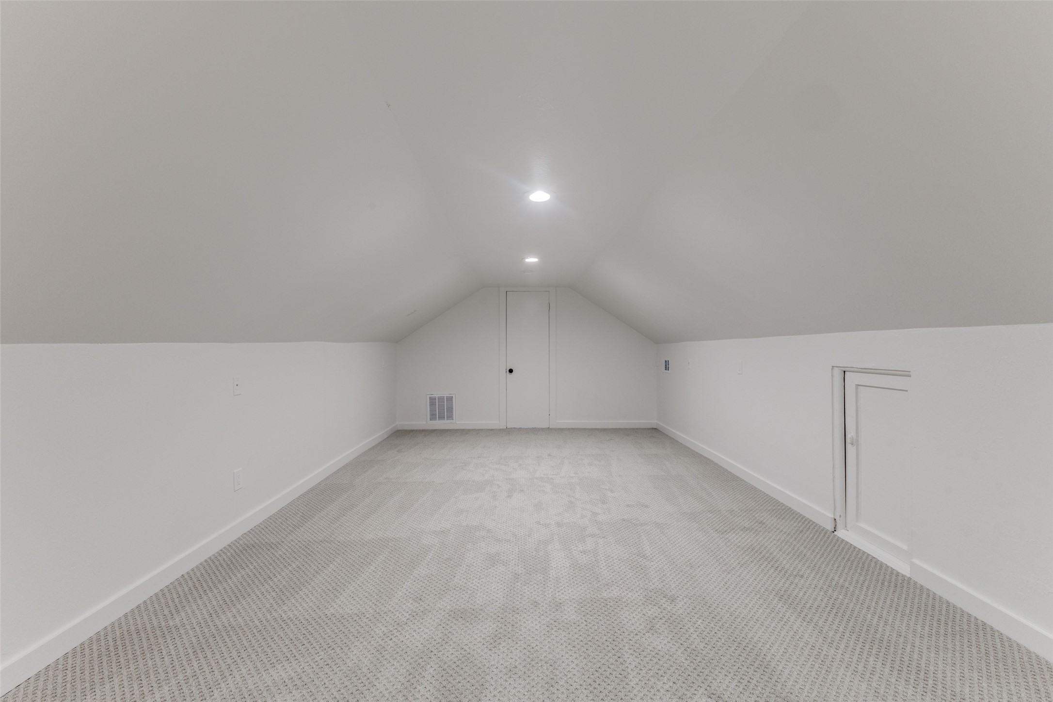 5848 Kenwoods Avenue