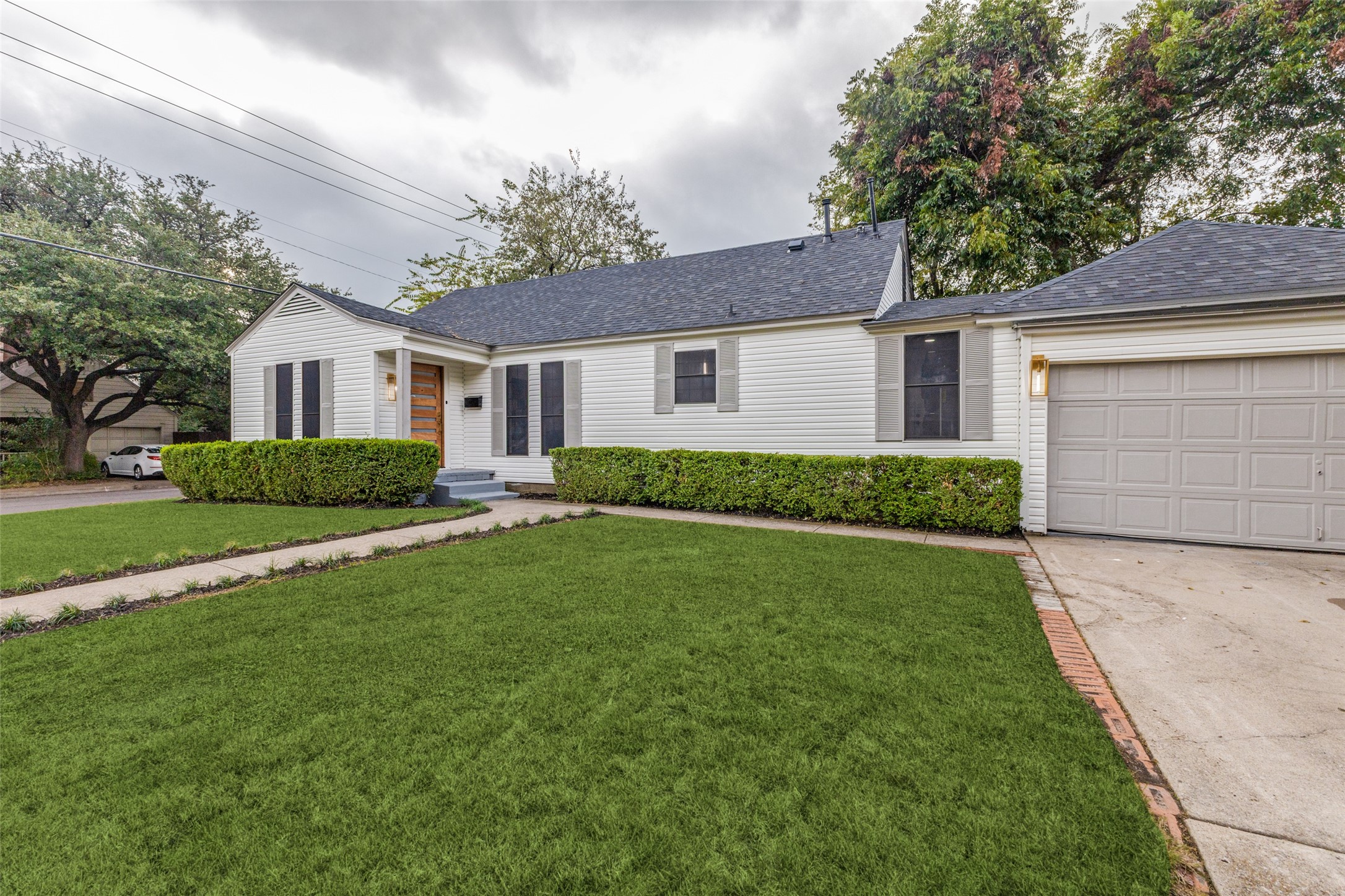 5848 Kenwoods Avenue