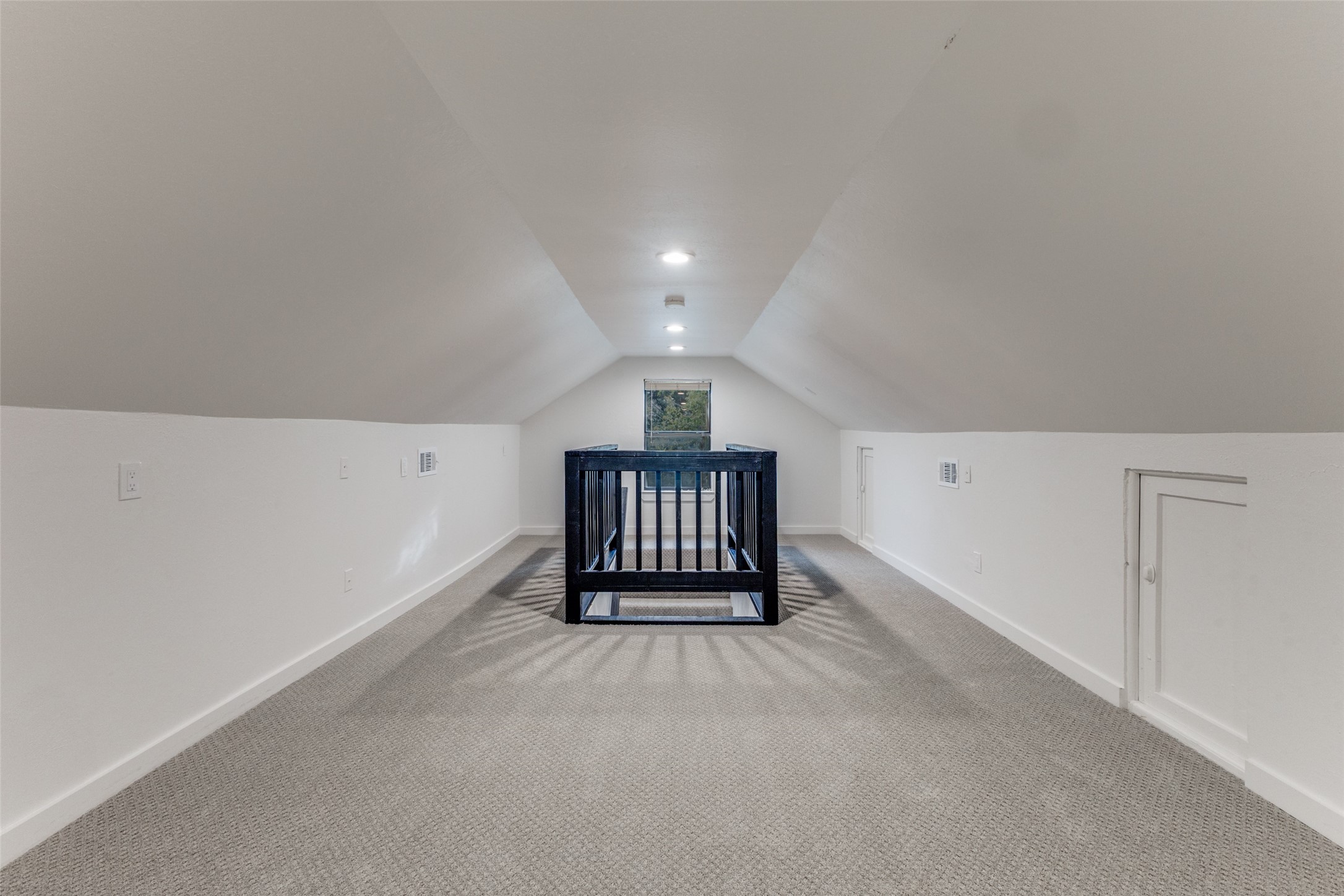 5848 Kenwoods Avenue