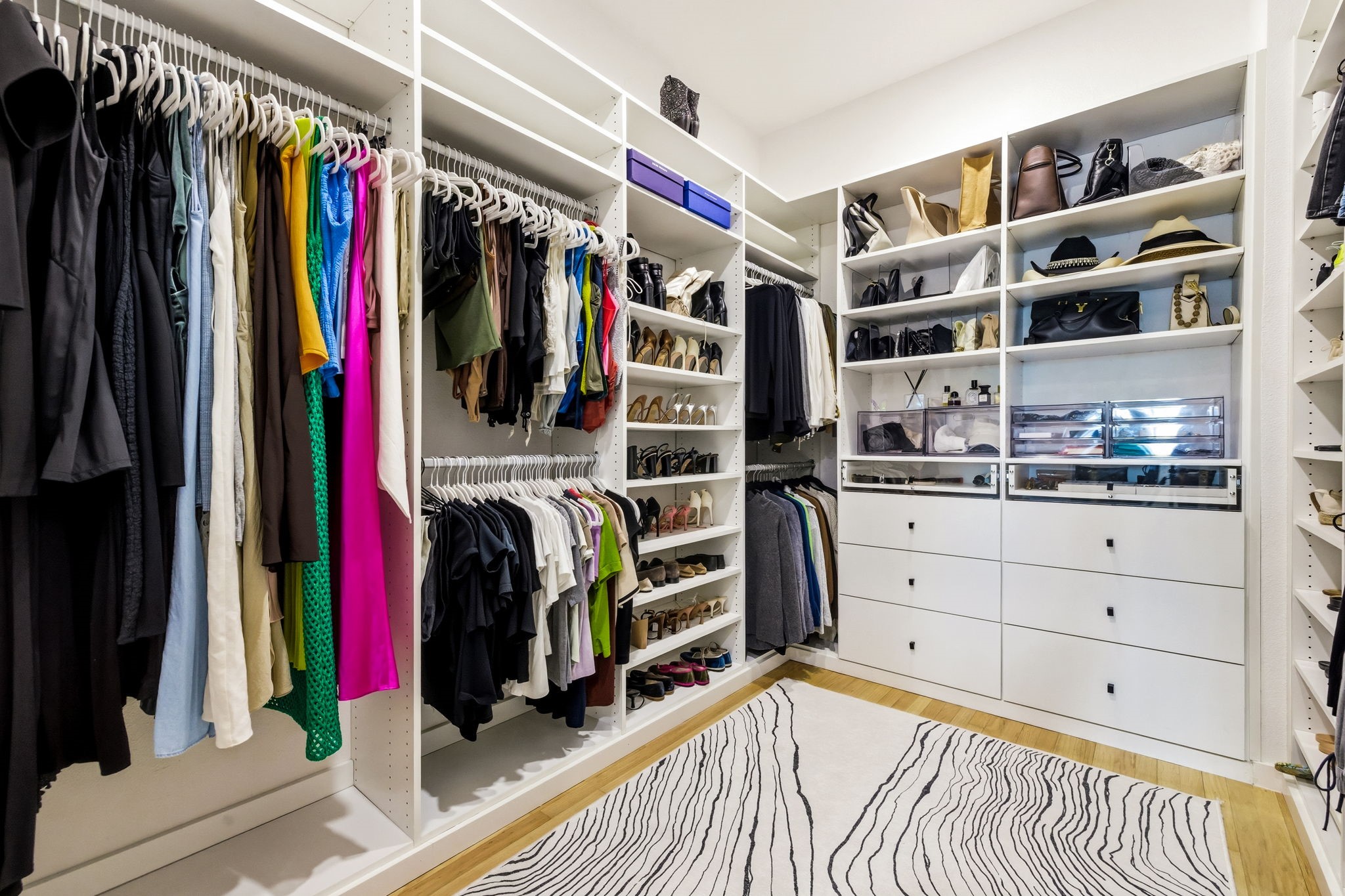 3816 Roseland Avenue B100
