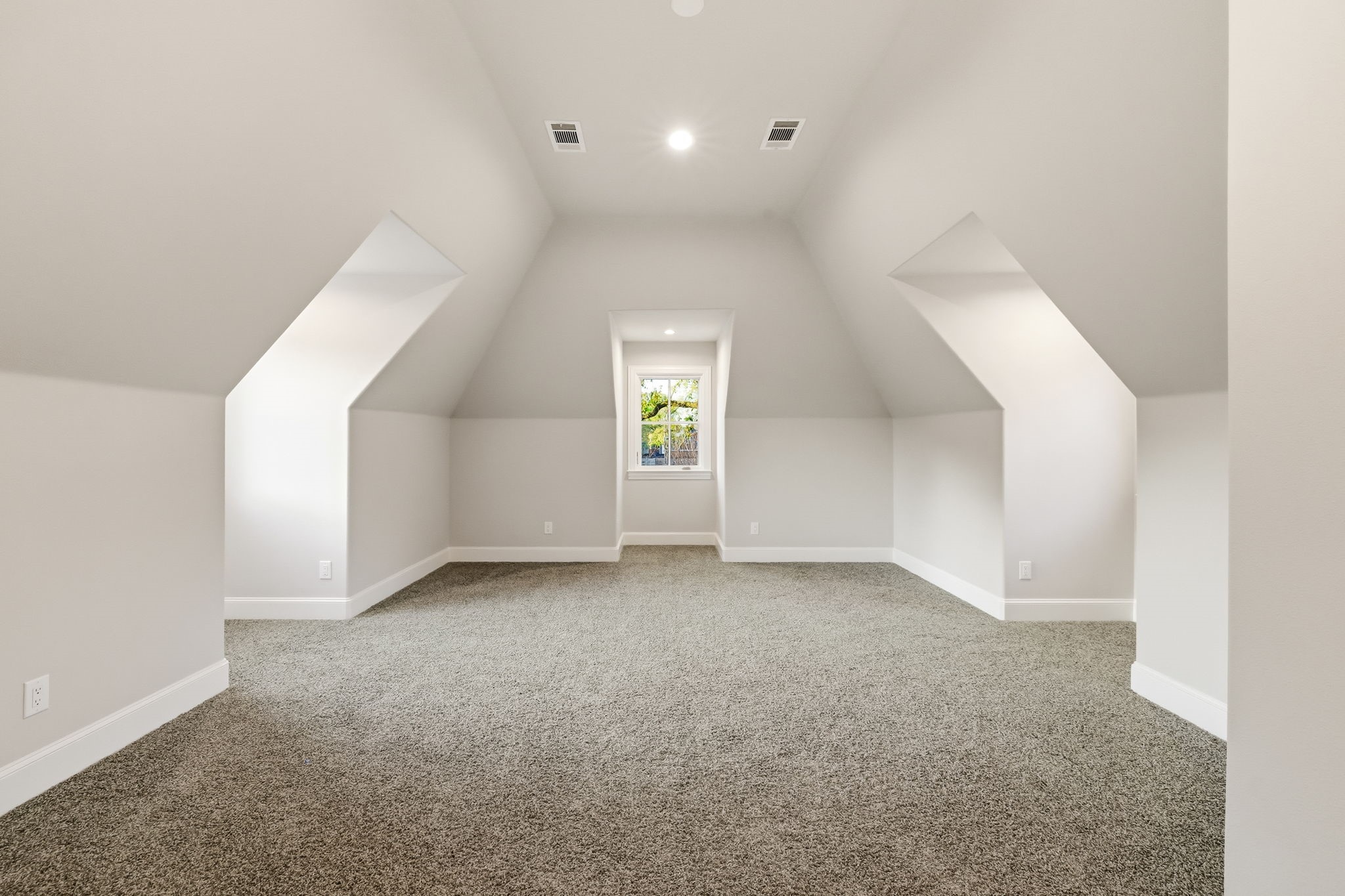 5724 Caladium Drive