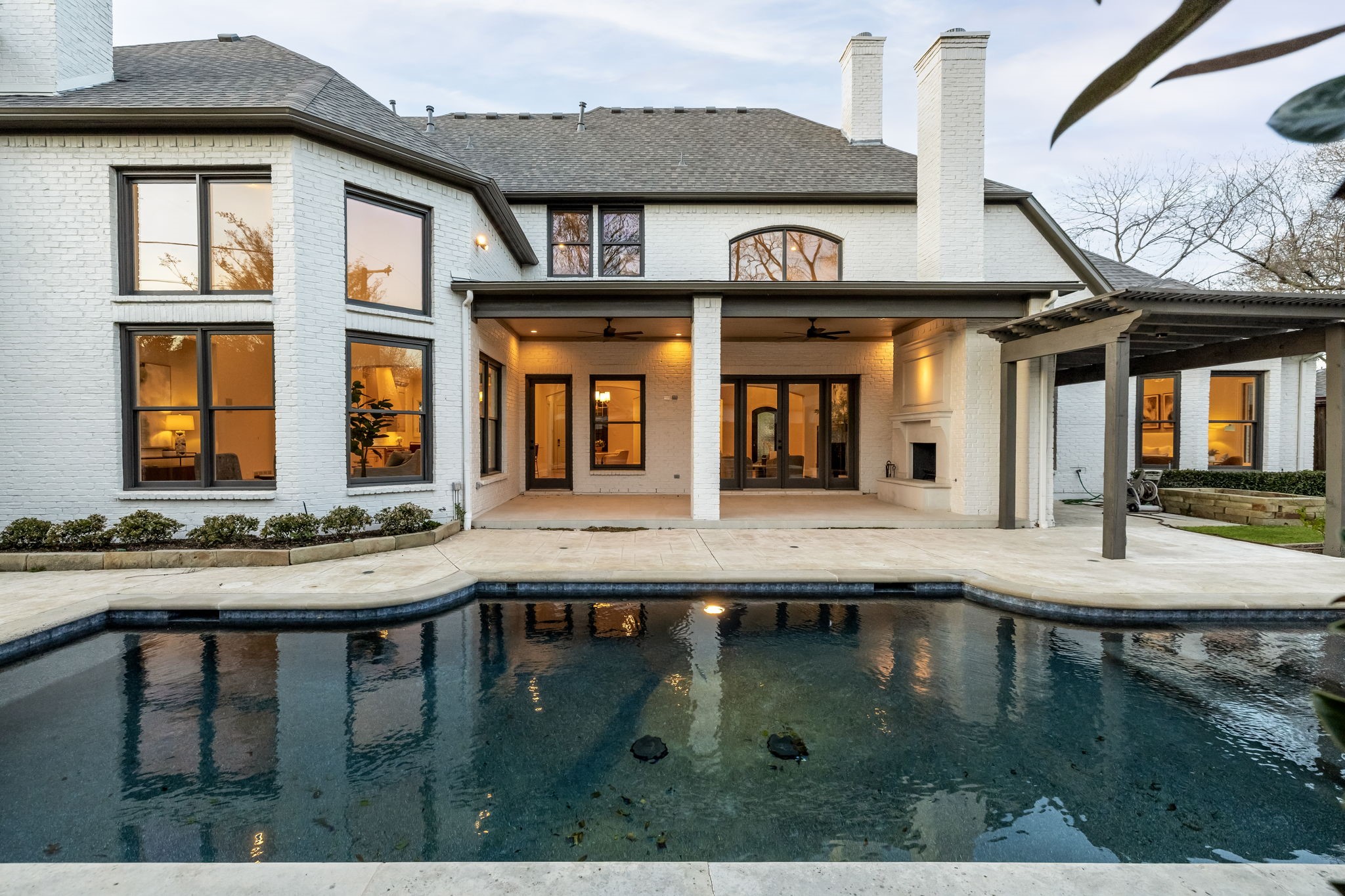 5724 Caladium Drive