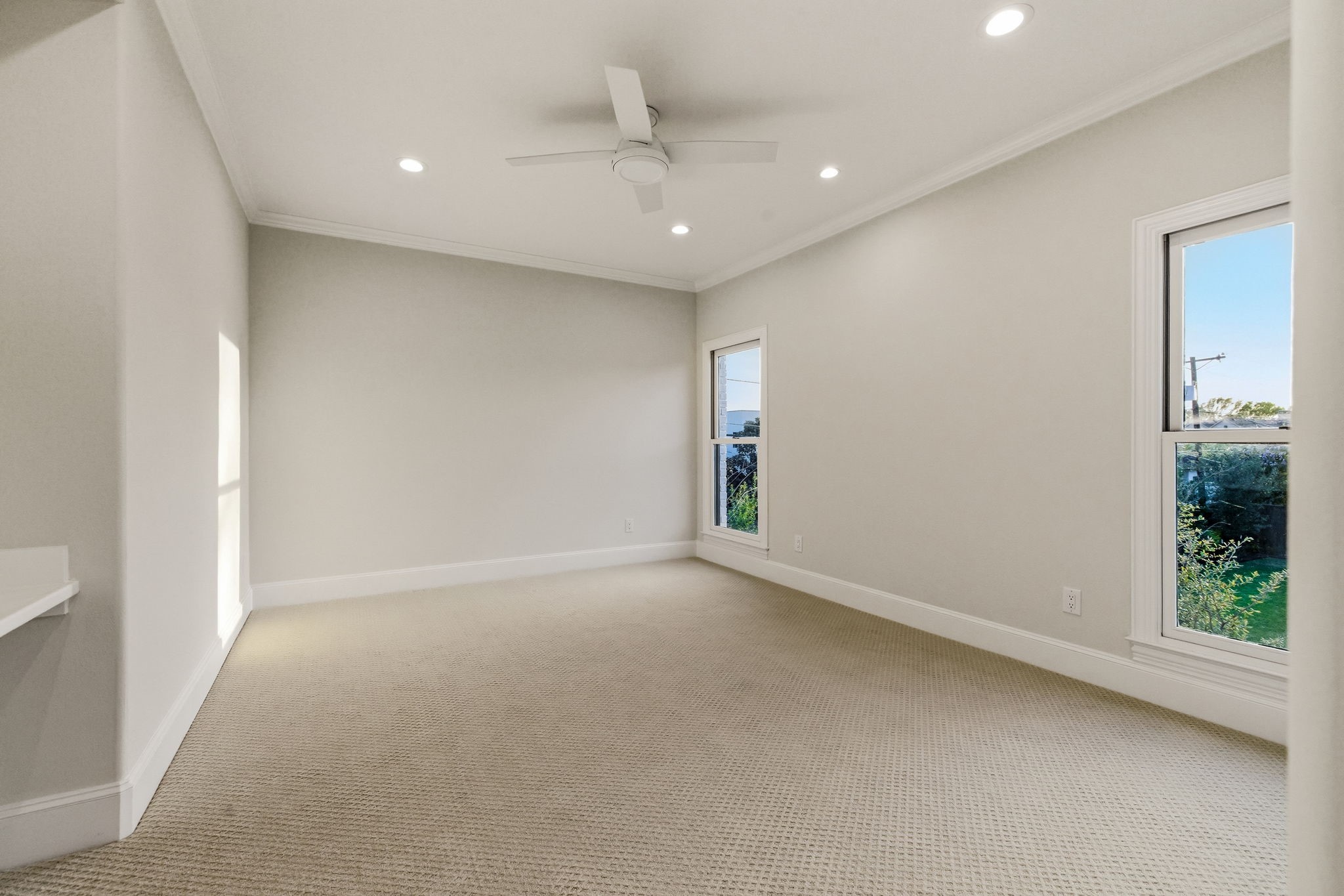 5724 Caladium Drive
