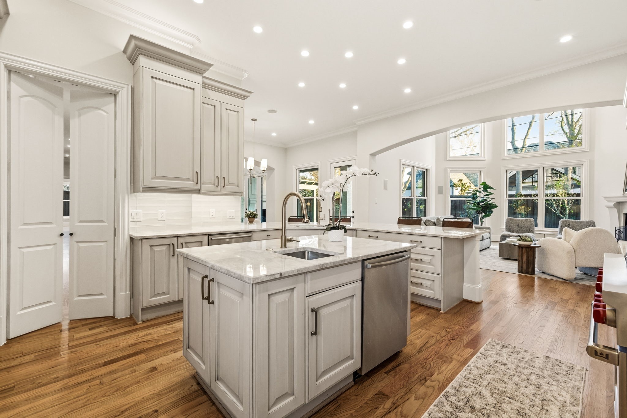 5724 Caladium Drive