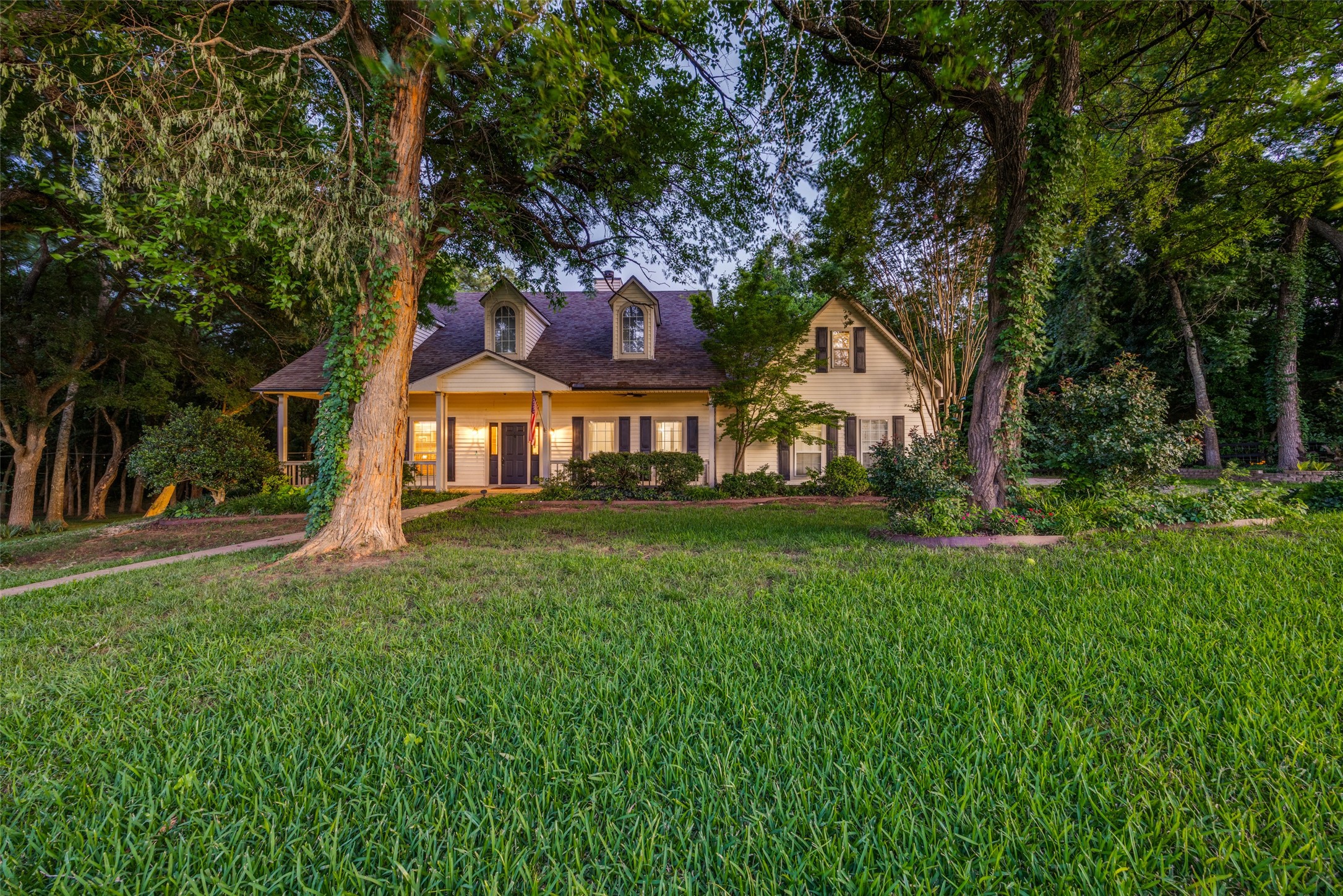 11442 Wild Rose Lane