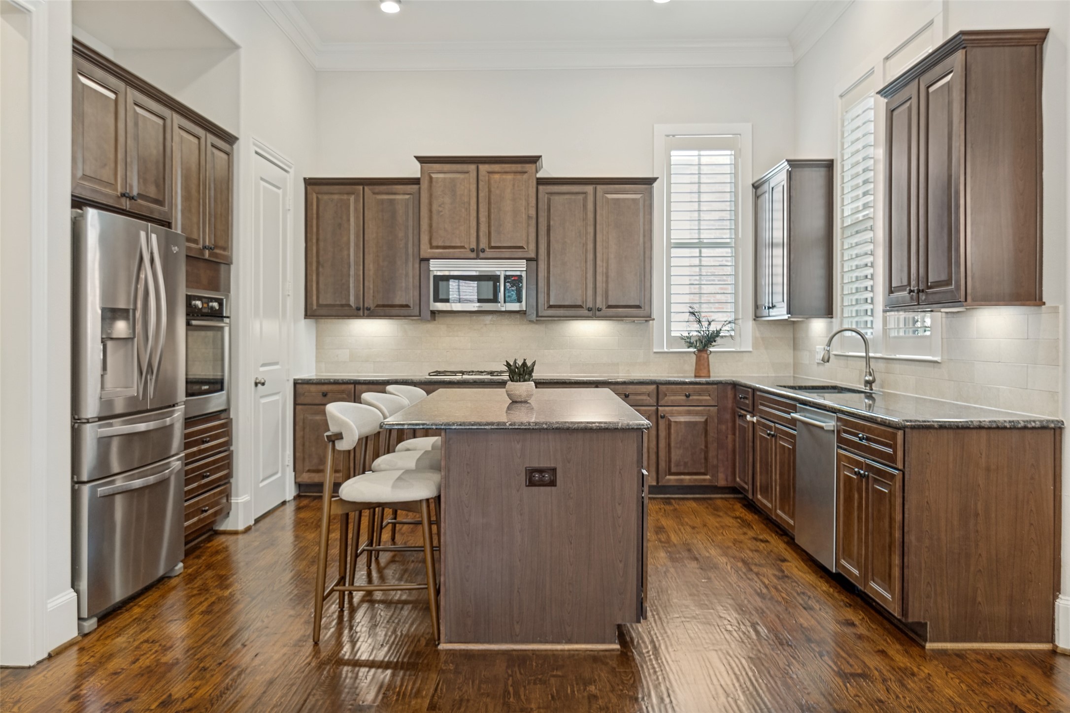 2110 Helsminster Drive