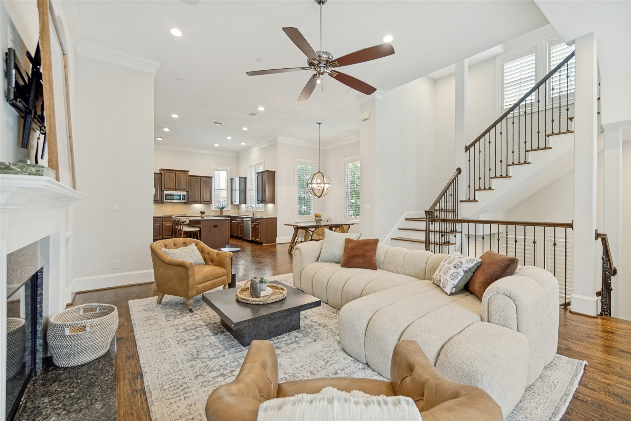 2110 Helsminster Drive