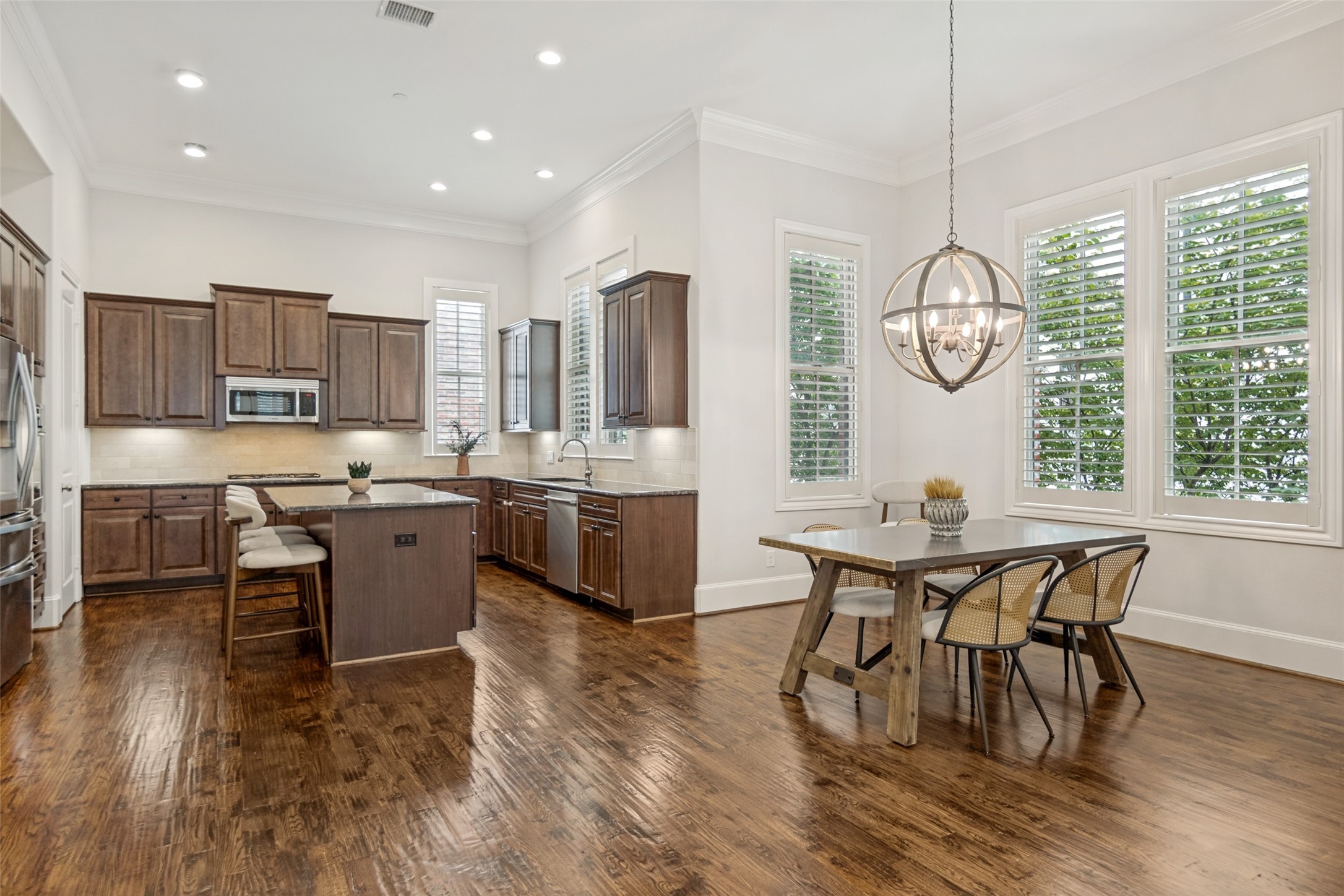 2110 Helsminster Drive