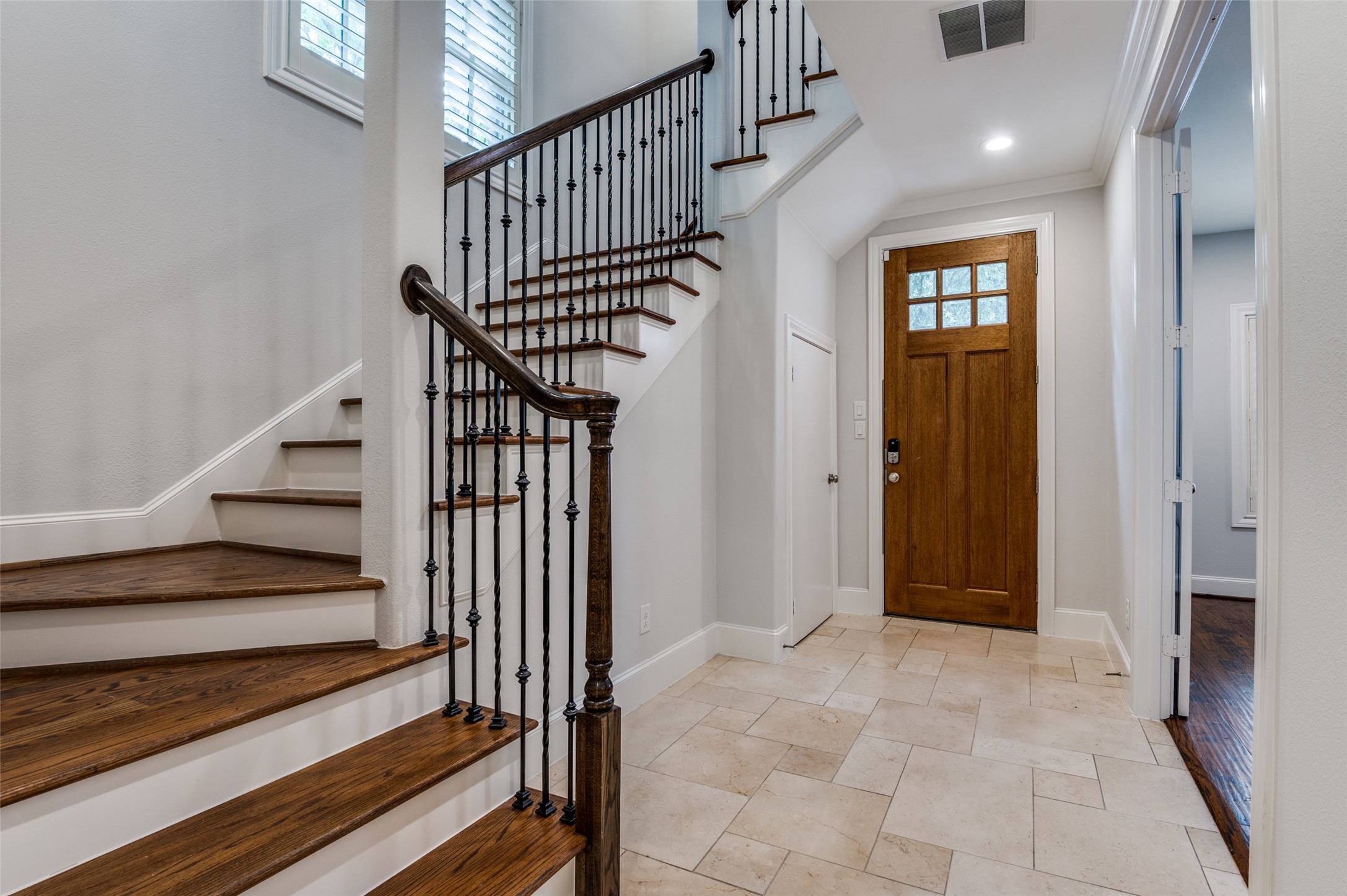 2110 Helsminster Drive