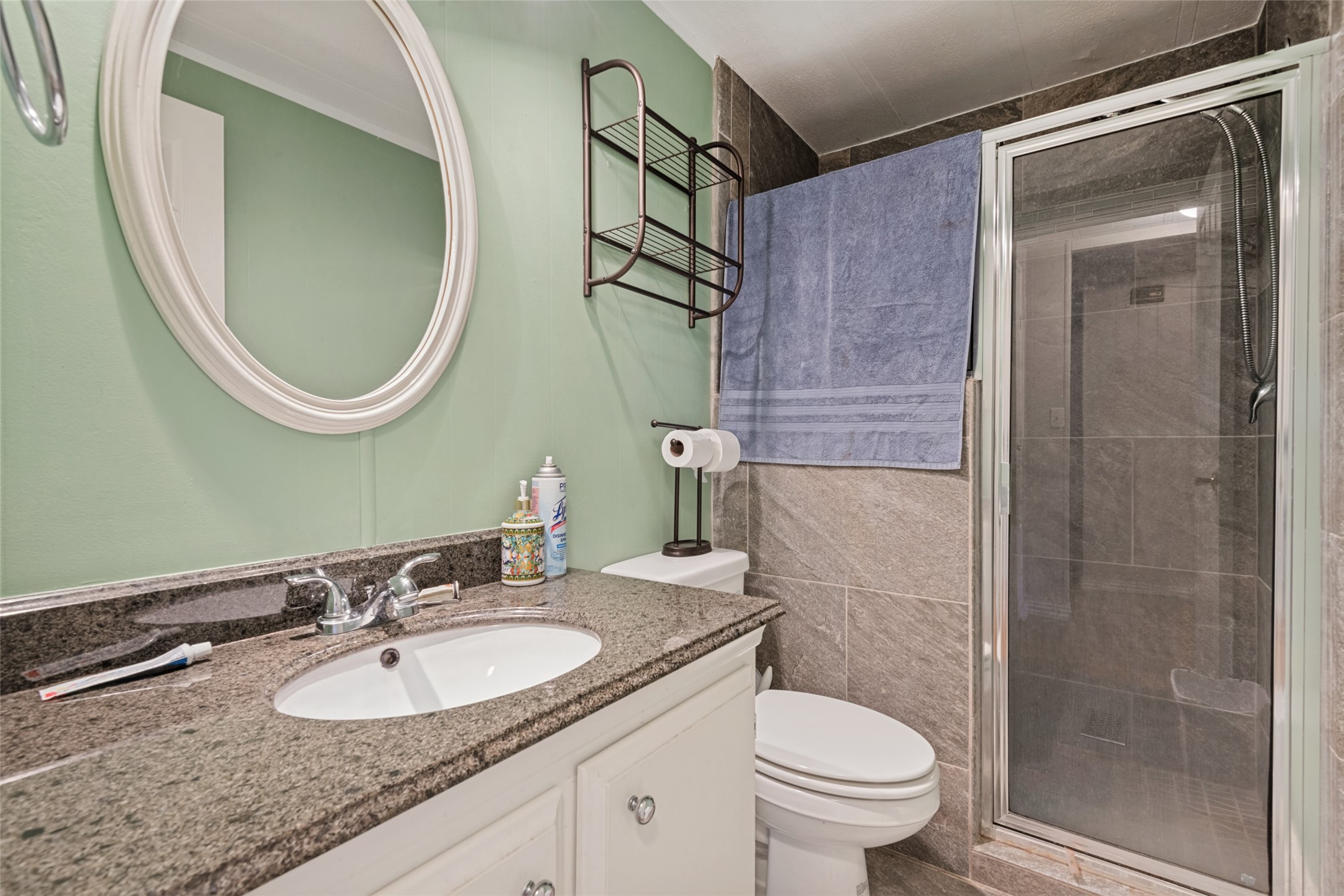 230 Overlook Trail