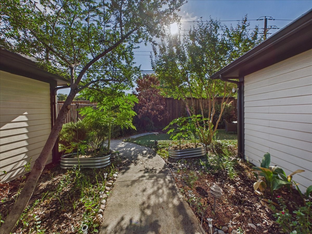 7738 Lemmonwood Drive