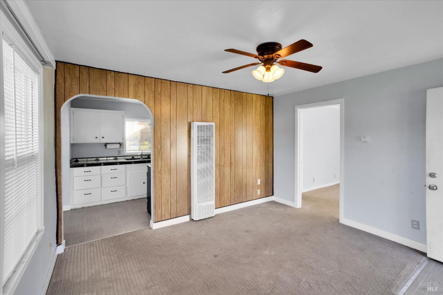 3638-3642 Moorland Ave