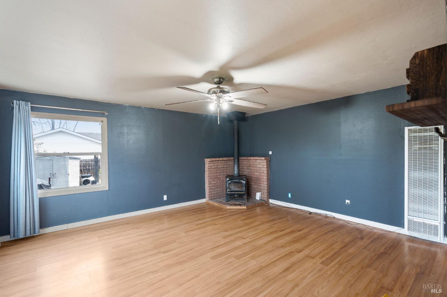 104 Windsor Palms Dr