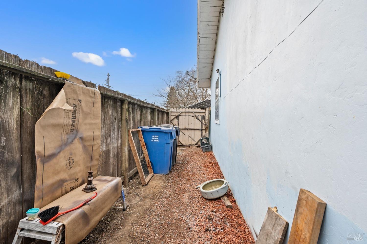 104 Windsor Palms Dr