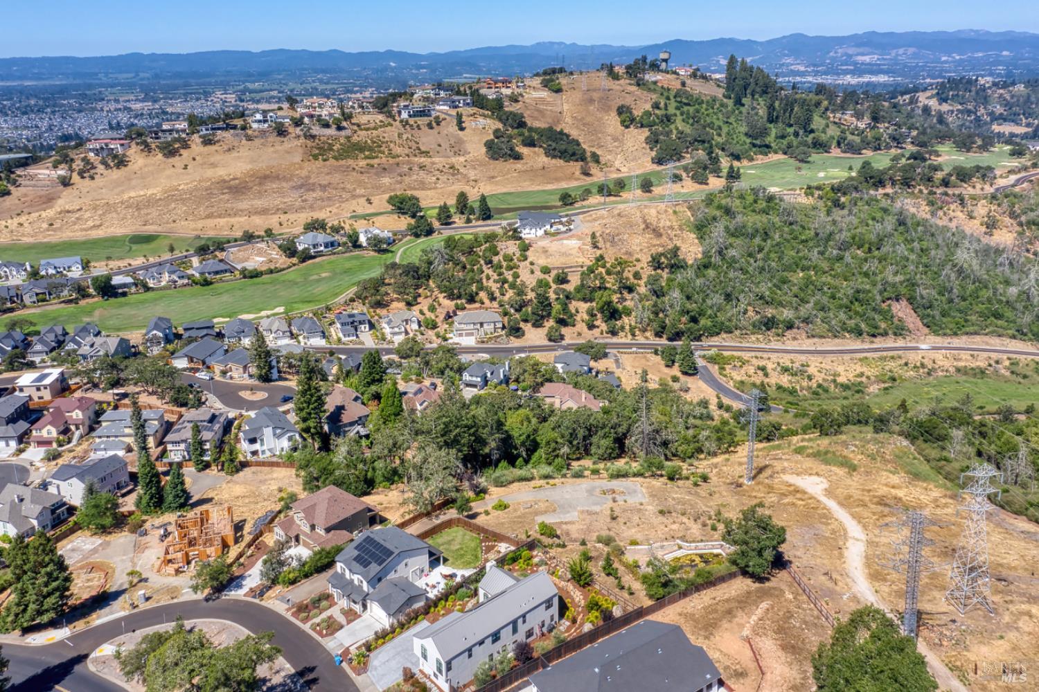 3687 Wyndemere Cir