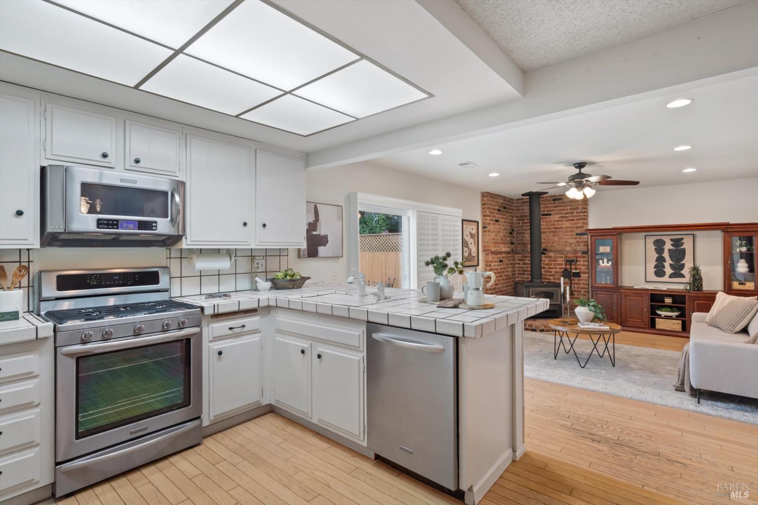 1312 Glenwood Dr