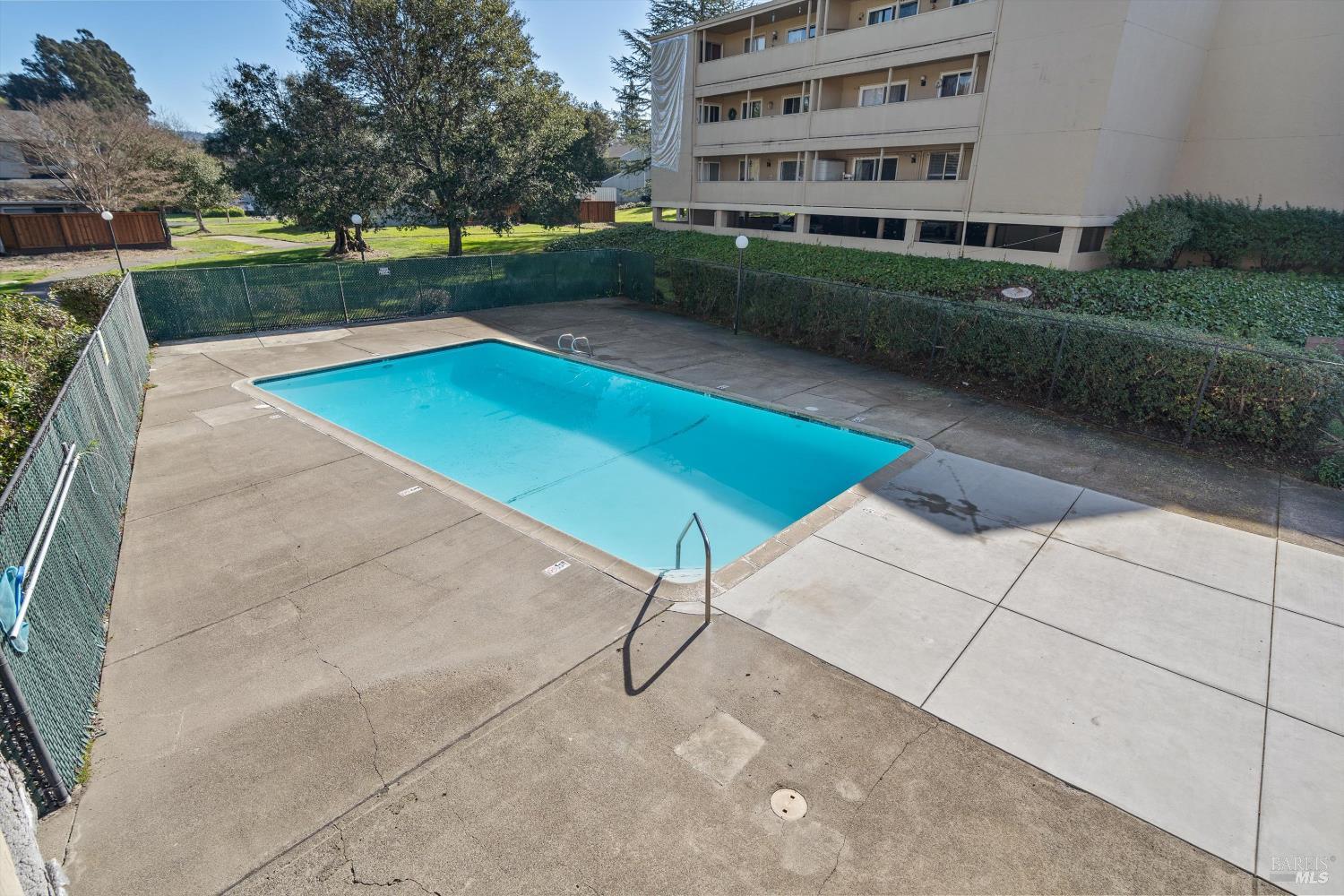 1370 Townview Avenue Unit: #305