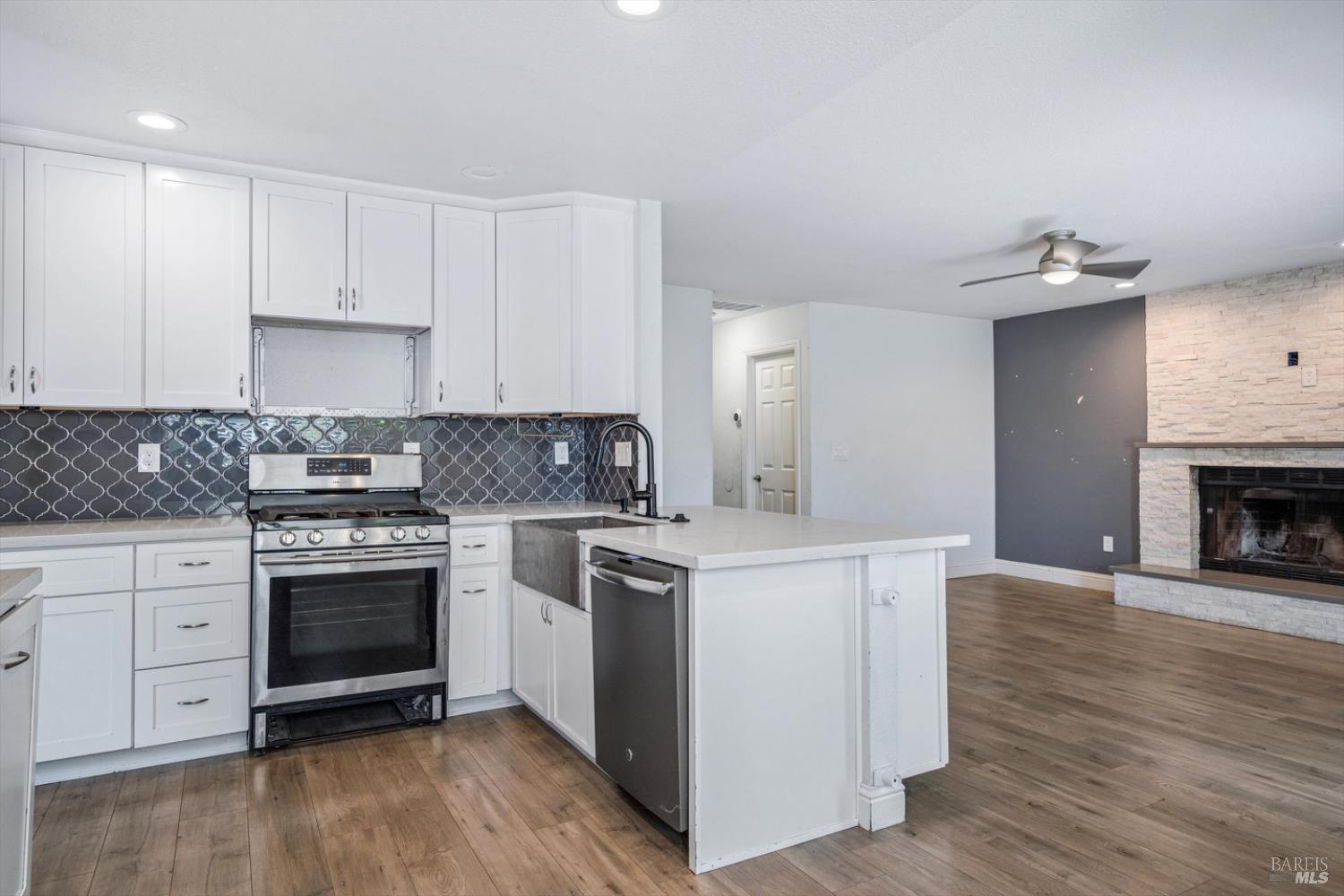 7802 Country Meadow Way