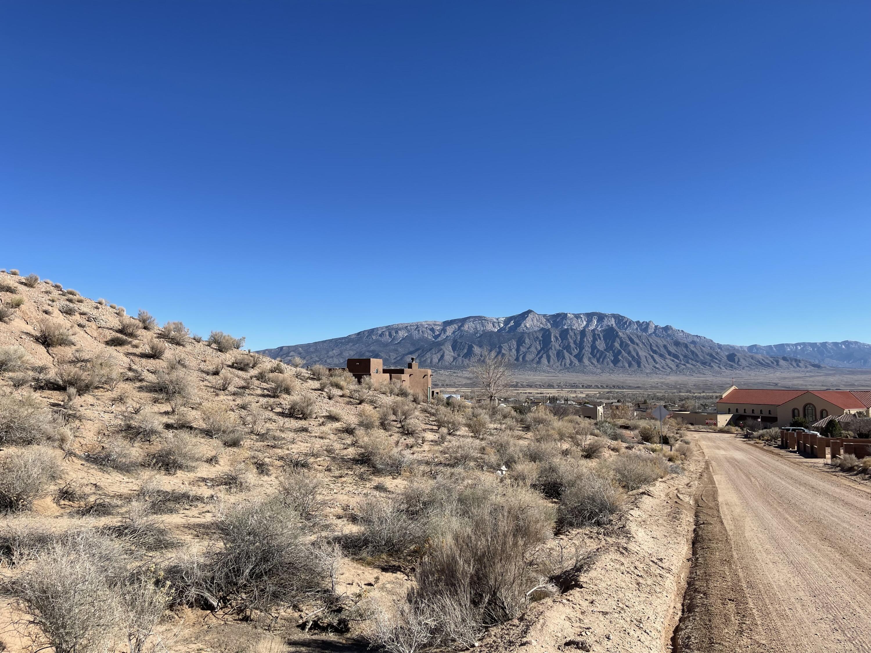 6729 Milpa Alta Road NE