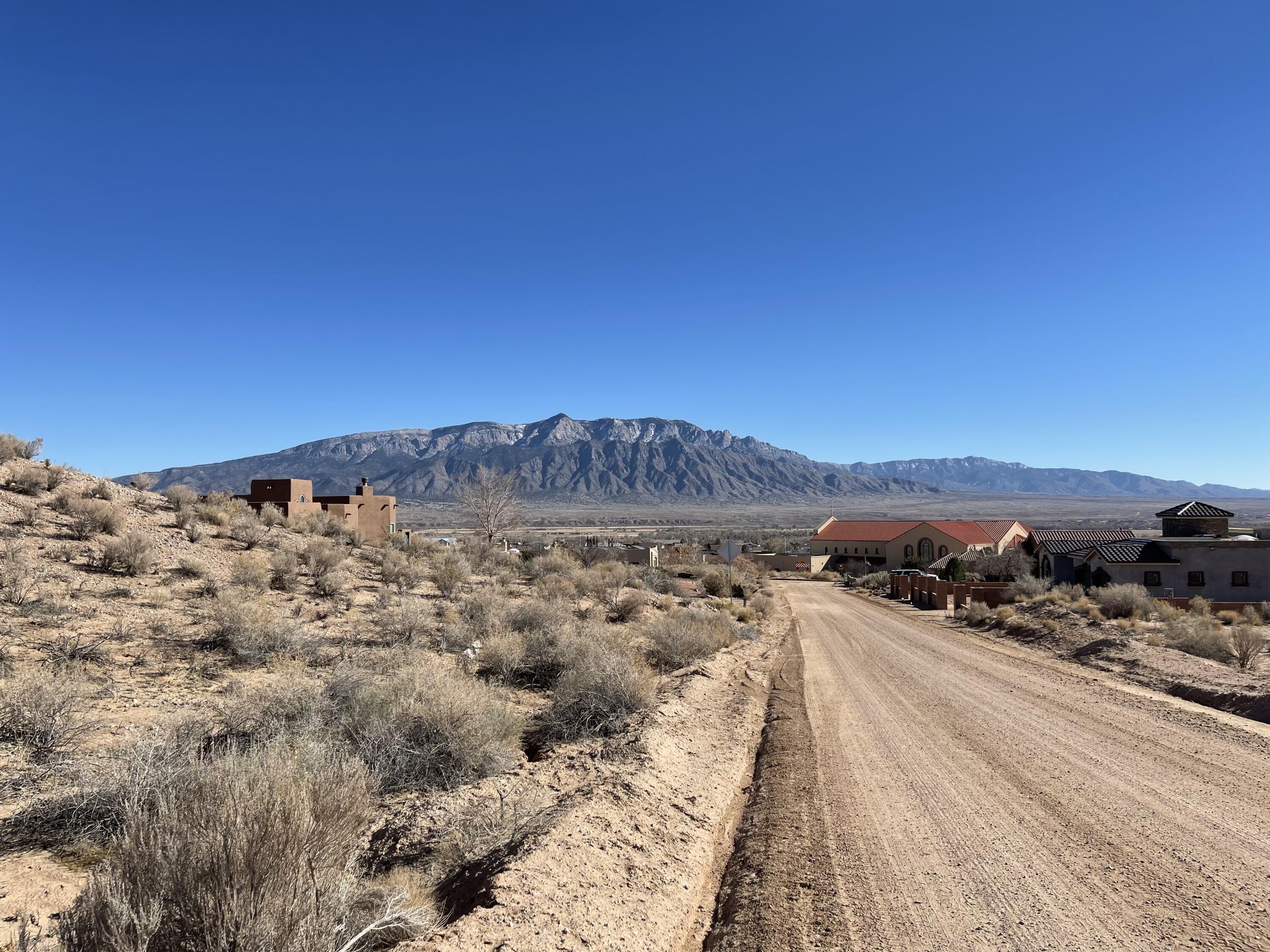 6729 Milpa Alta Road NE