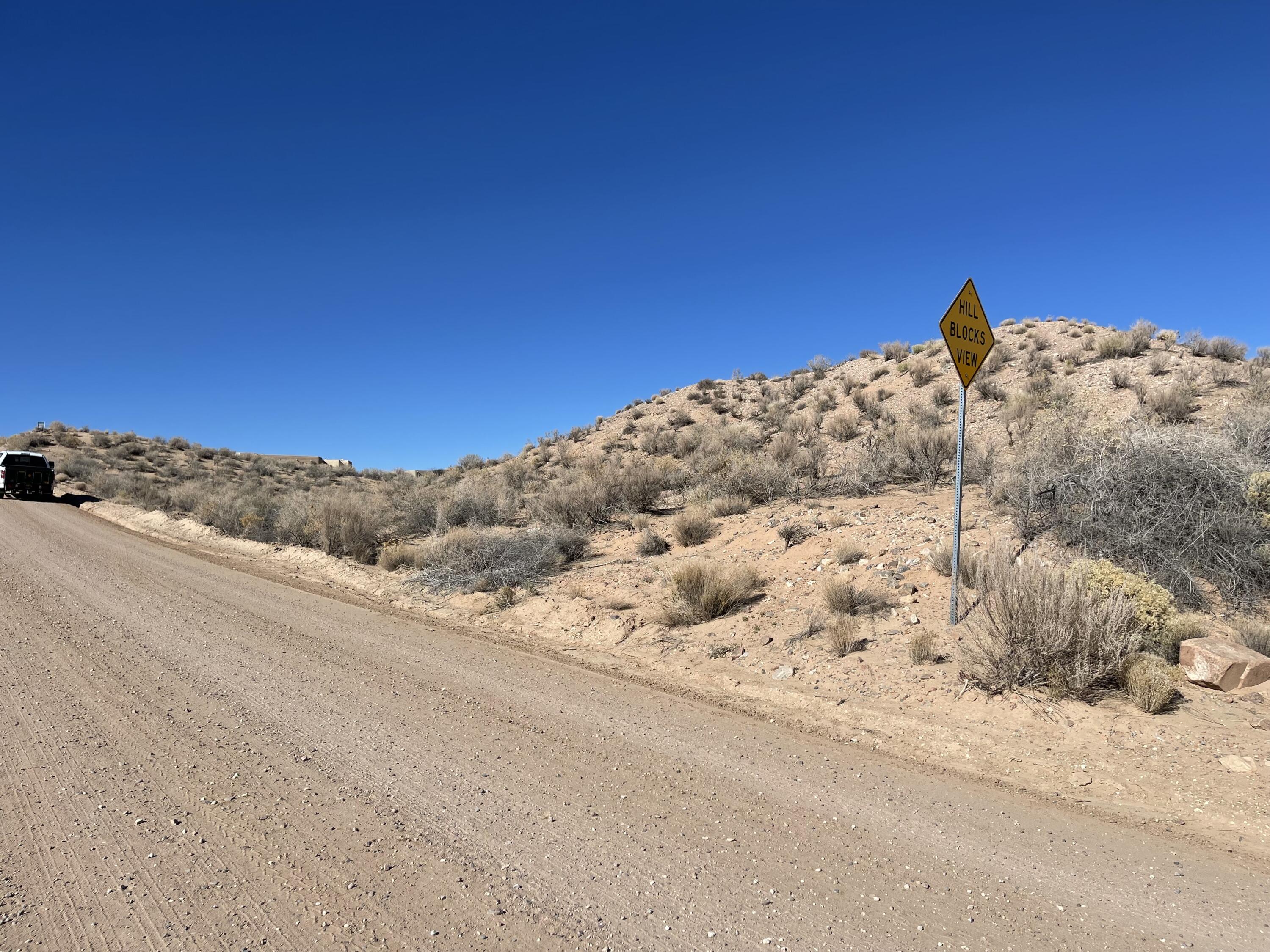 6729 Milpa Alta Road NE