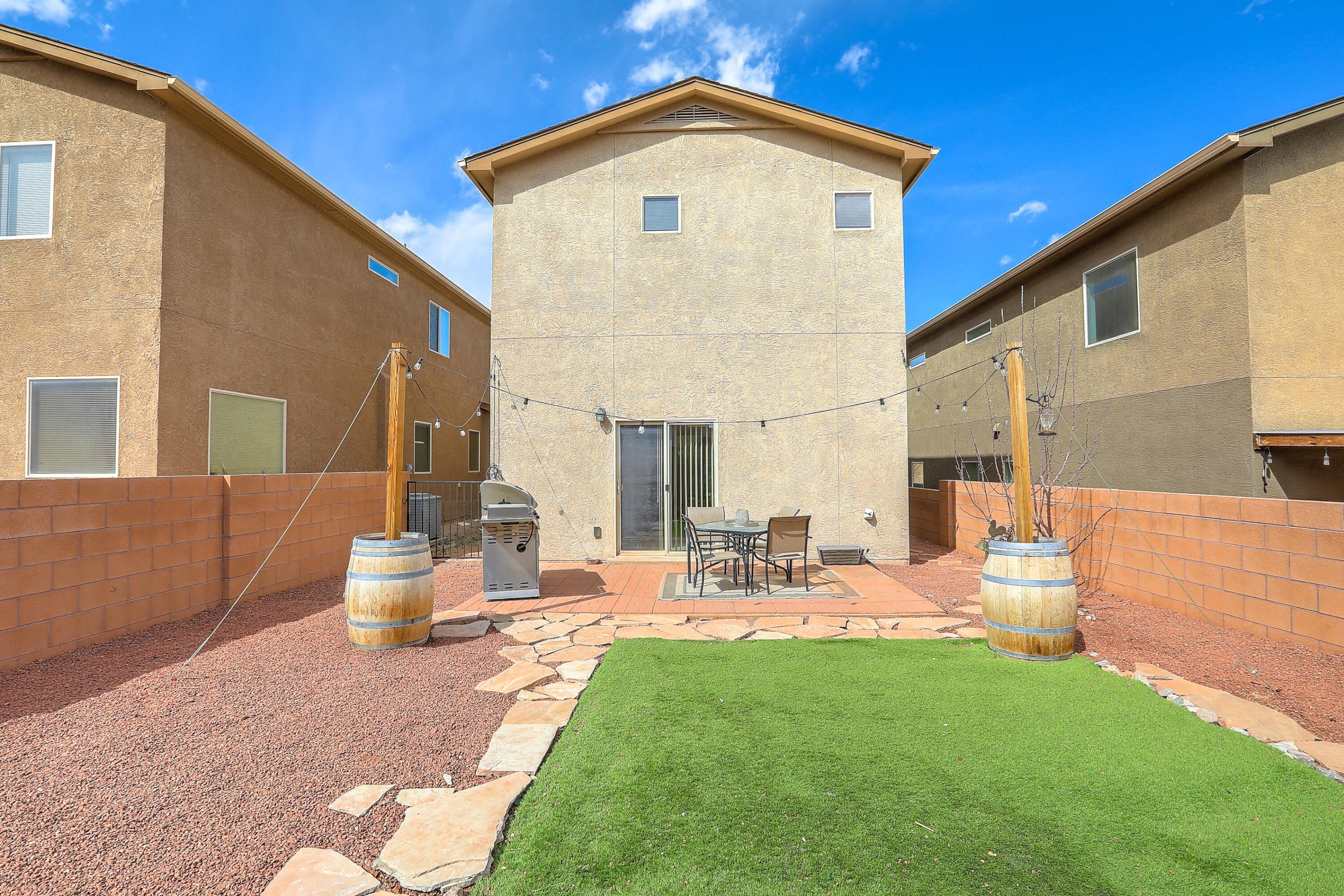 10630 Megafauna Road SW