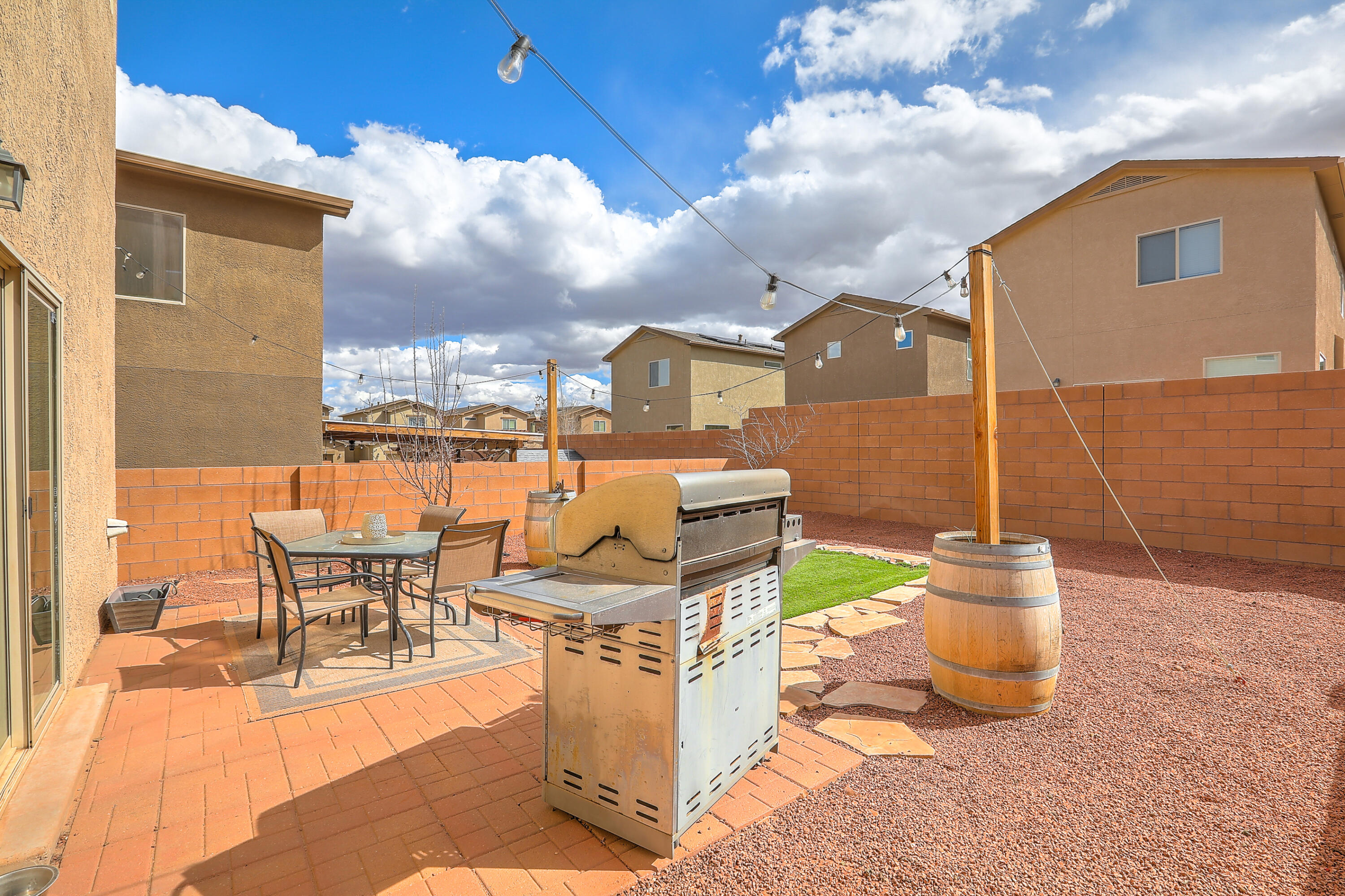 10630 Megafauna Road SW