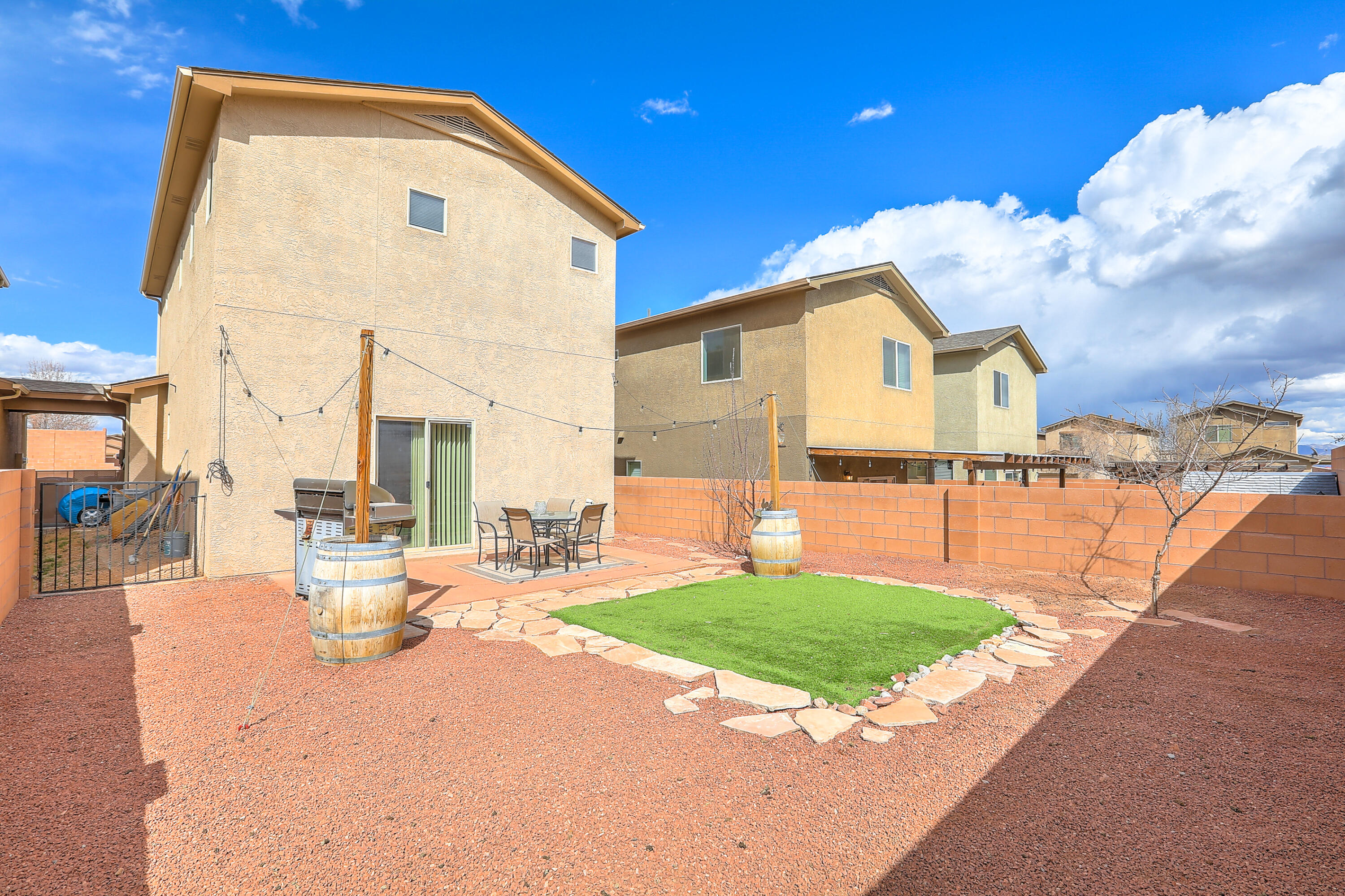 10630 Megafauna Road SW