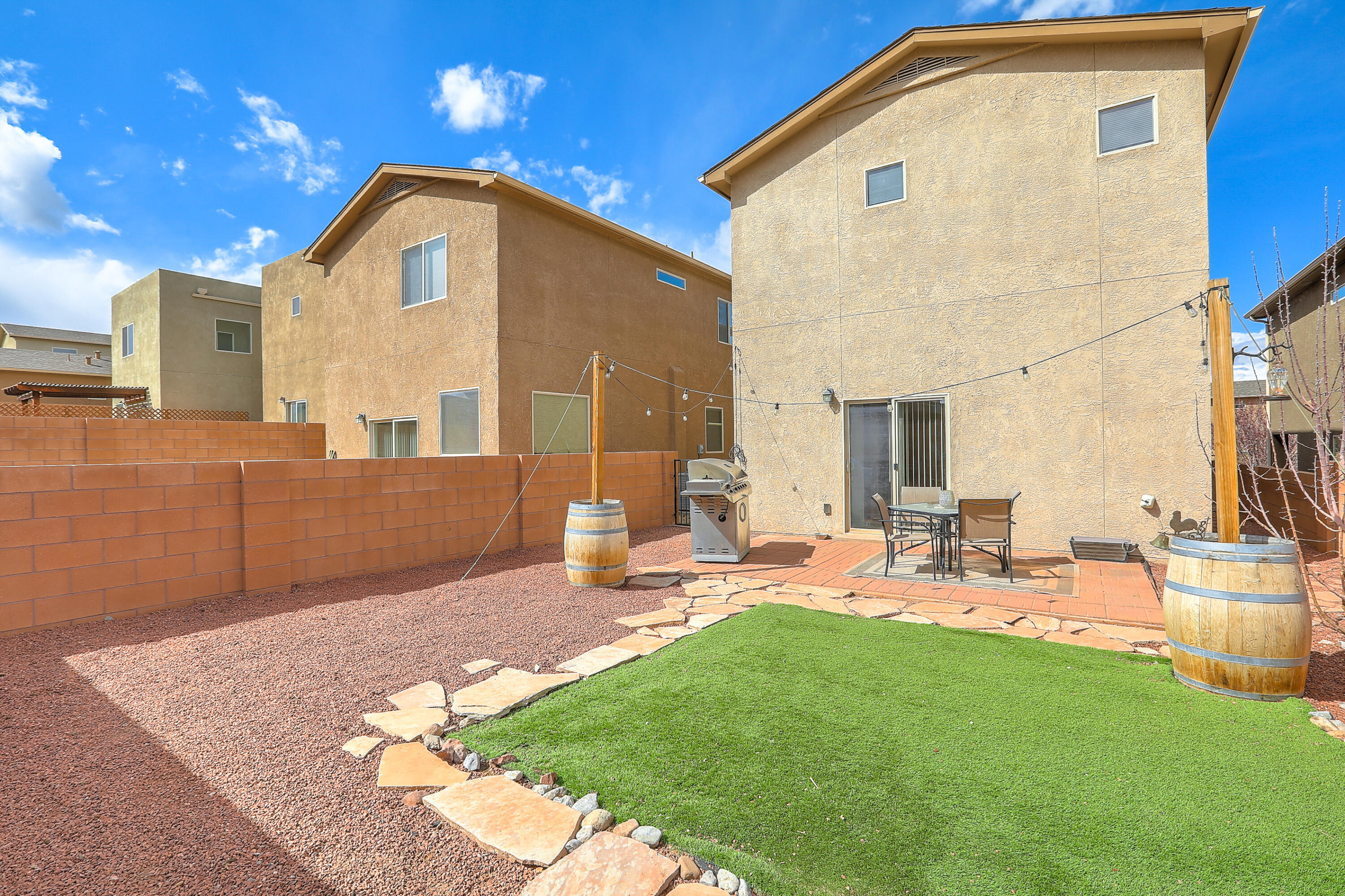 10630 Megafauna Road SW