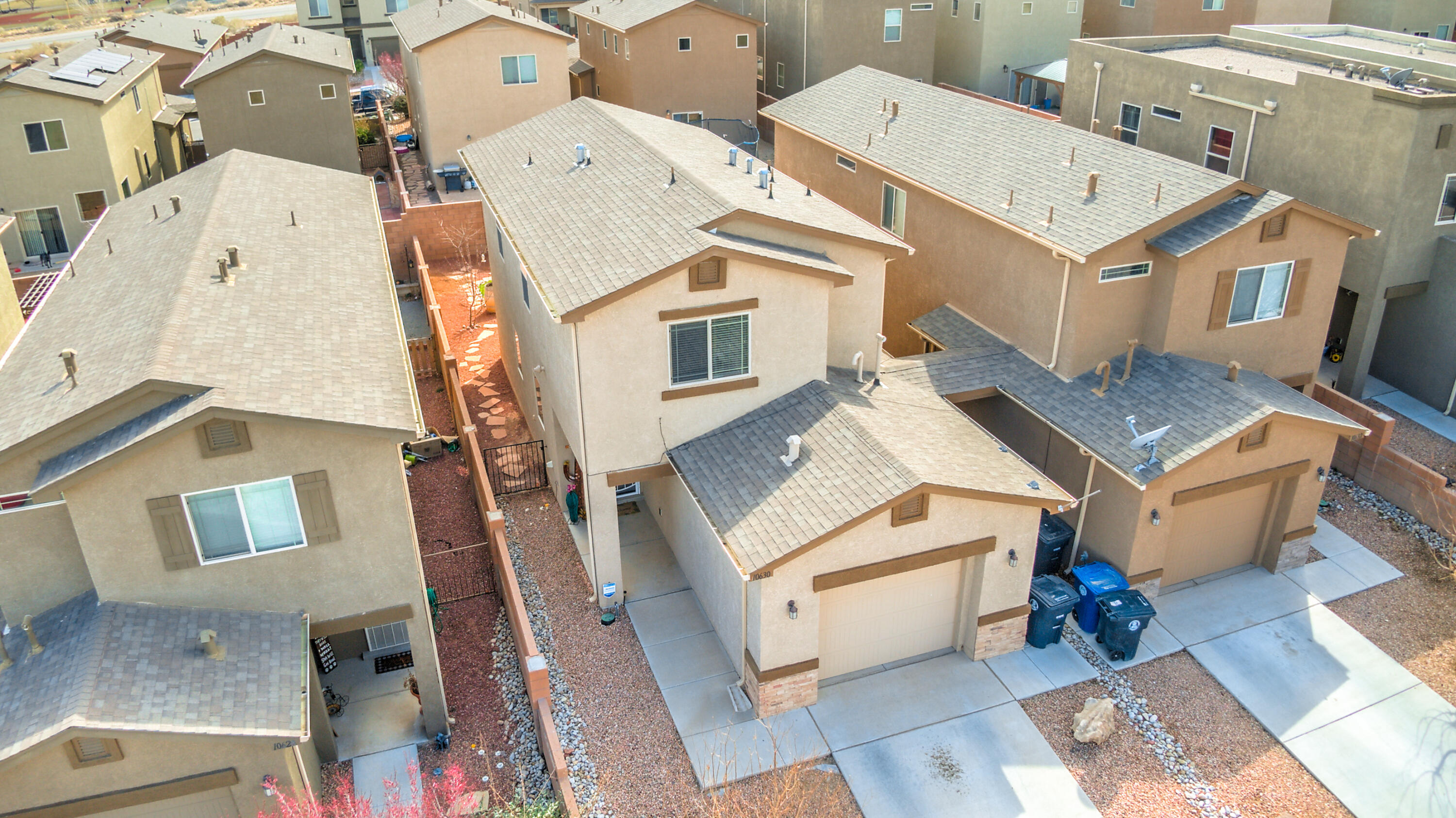 10630 Megafauna Road SW