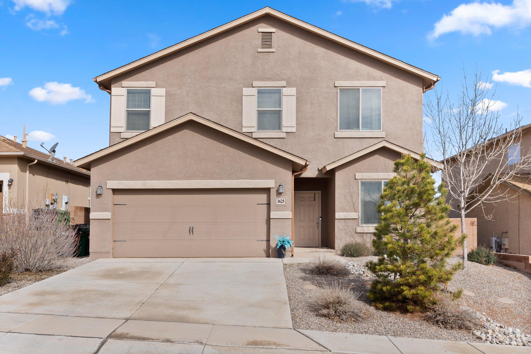 3625 Buckaroo Loop NE